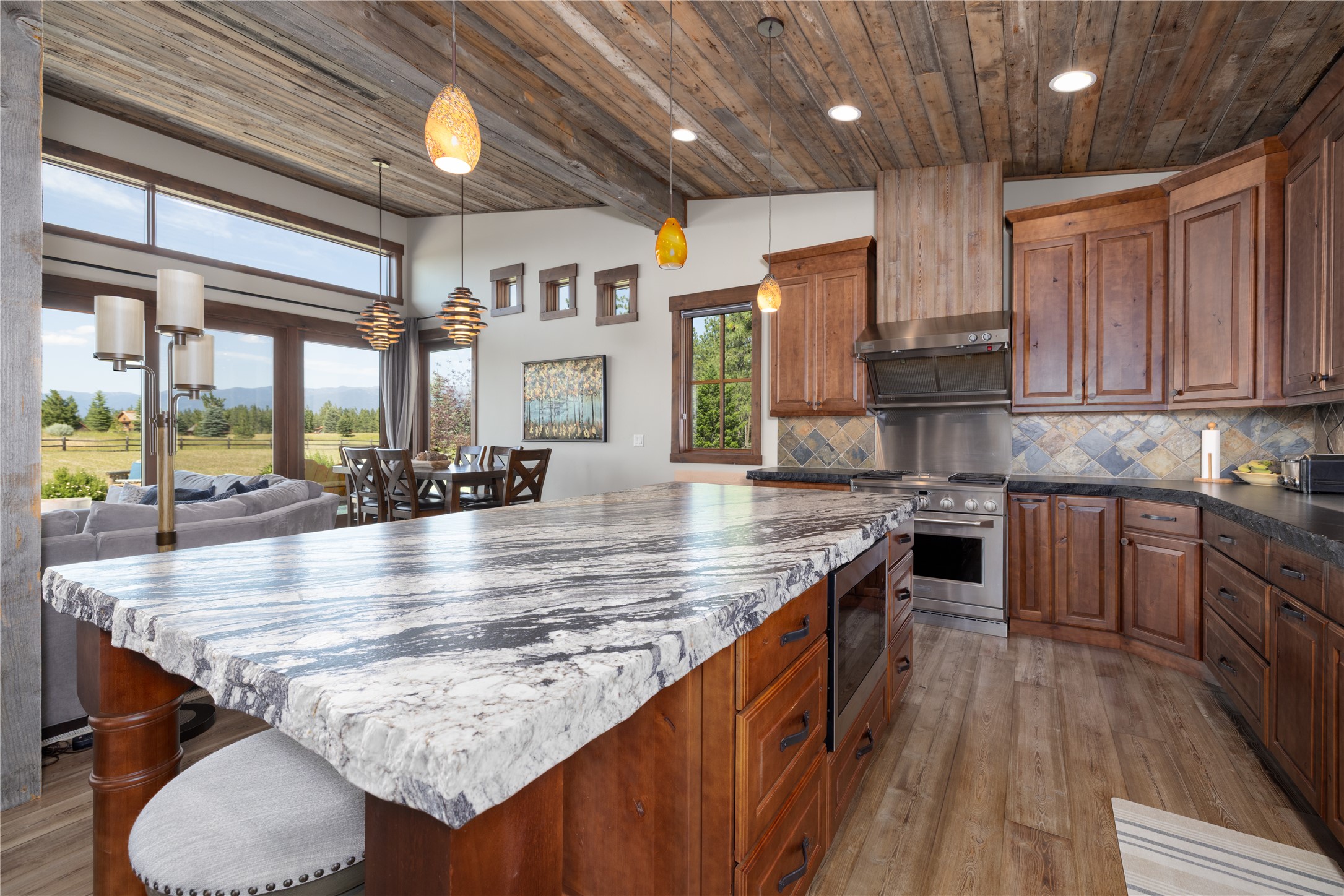 401 Boulder Lane