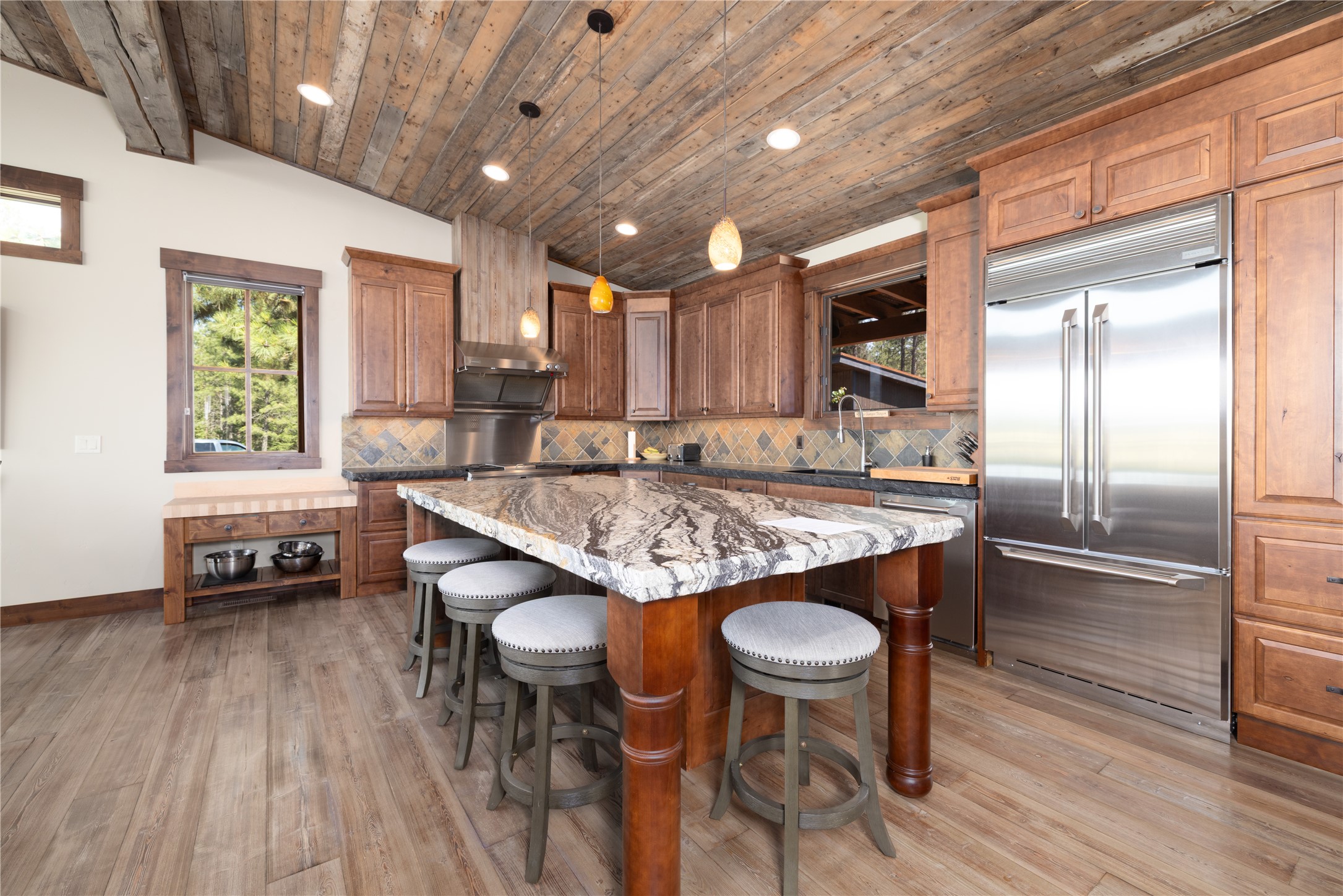 401 Boulder Lane