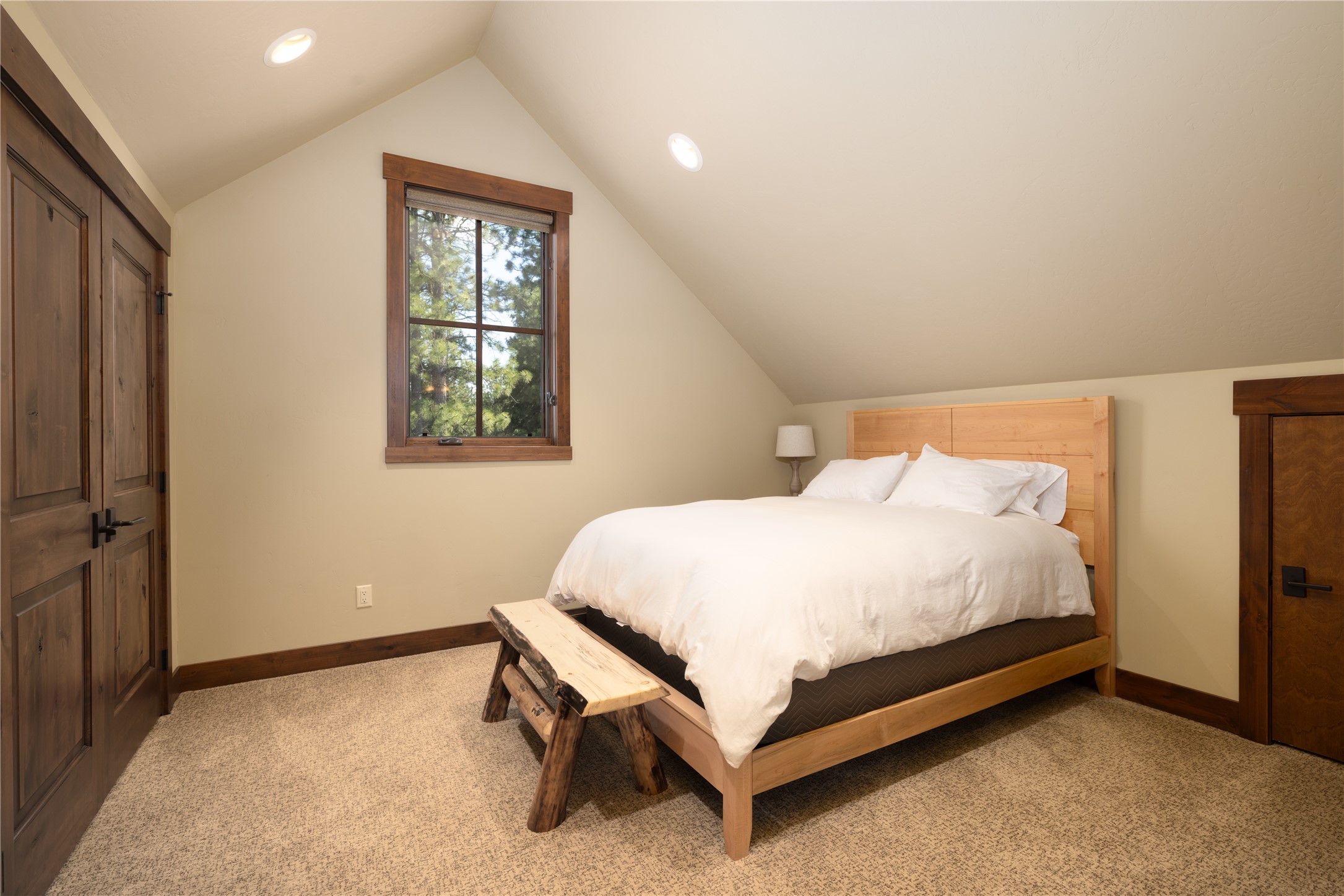 401 Boulder Lane
