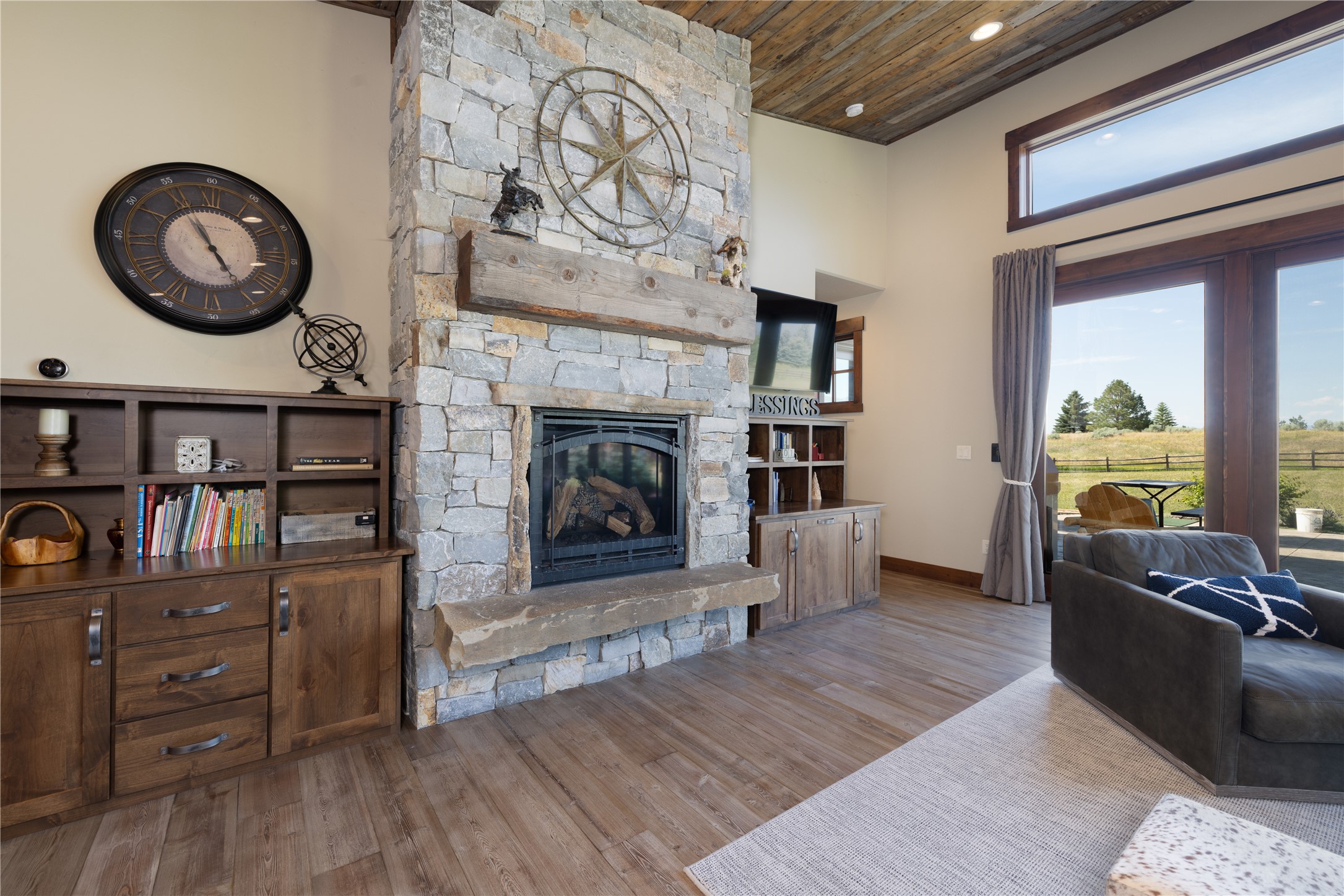401 Boulder Lane