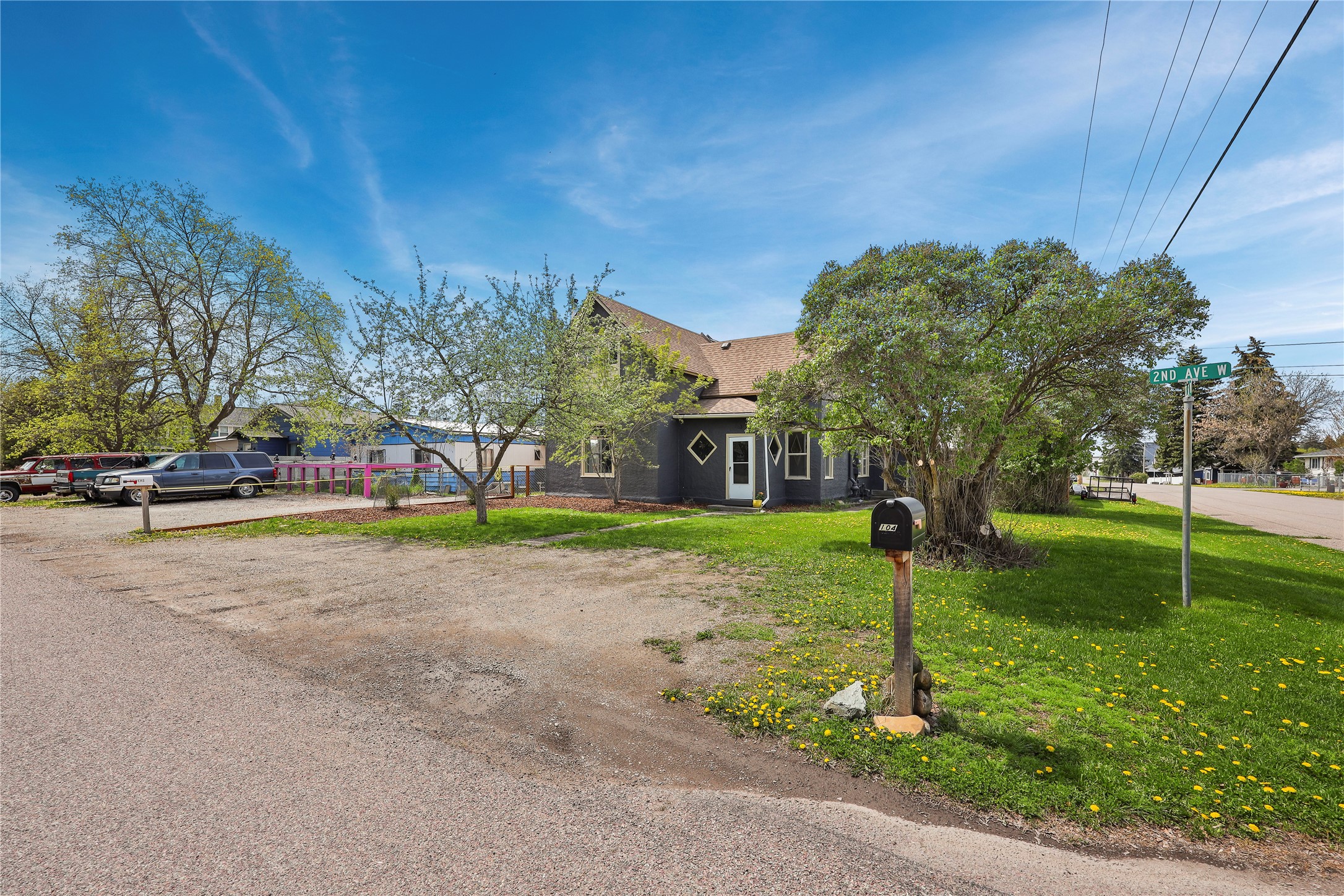 104 2nd Avenue W
