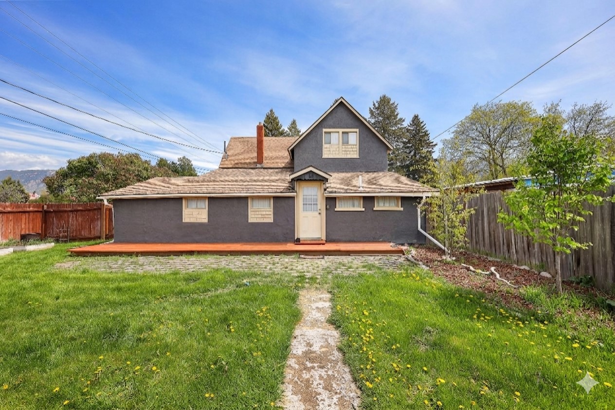 104 2nd Avenue W
