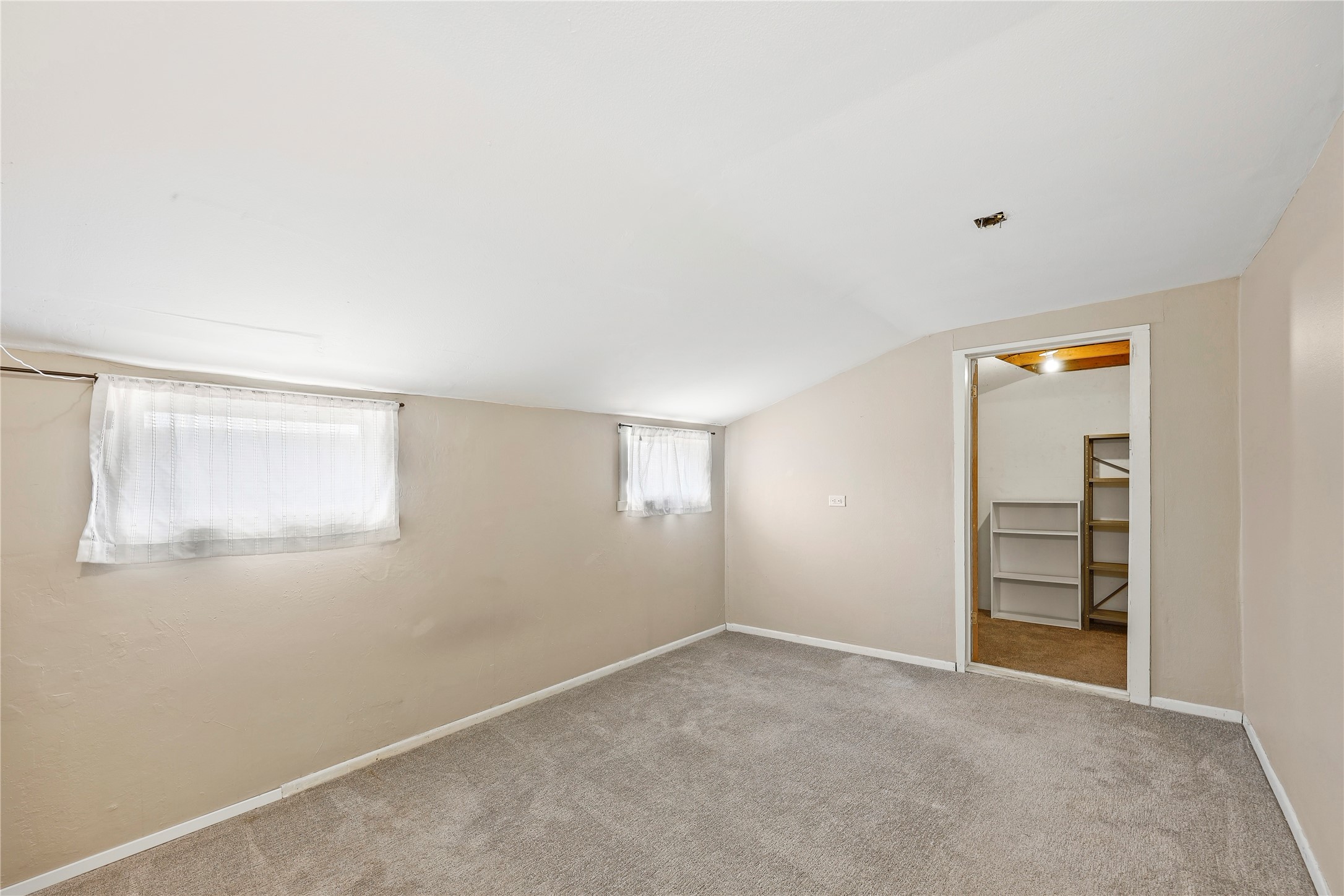 104 2nd Avenue W