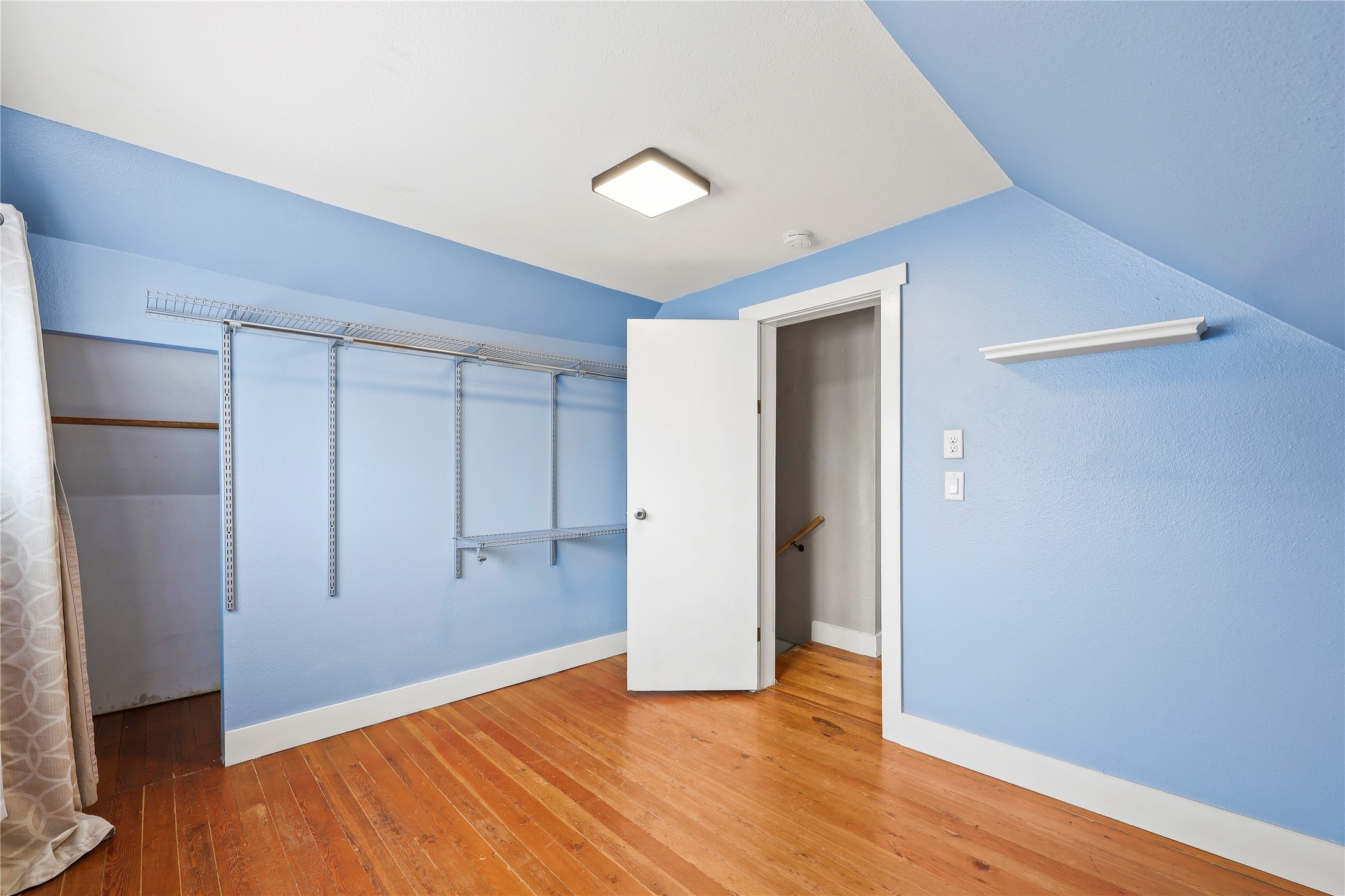 104 2nd Avenue W