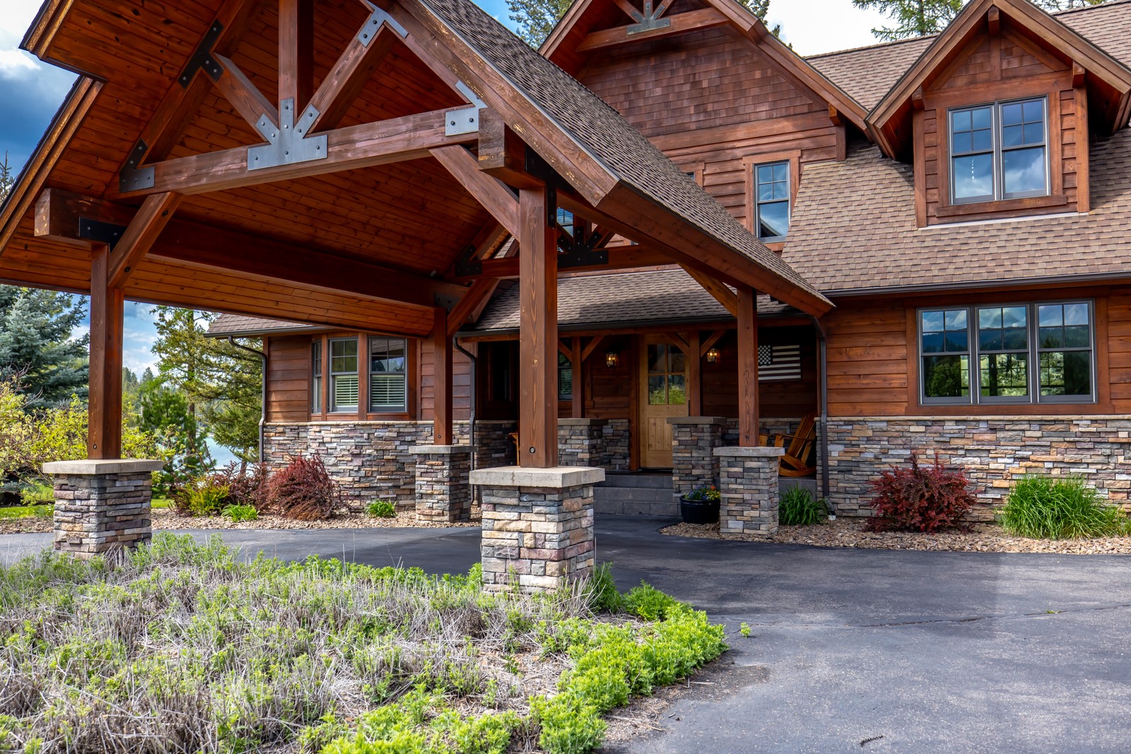 103 Rainbow Drive