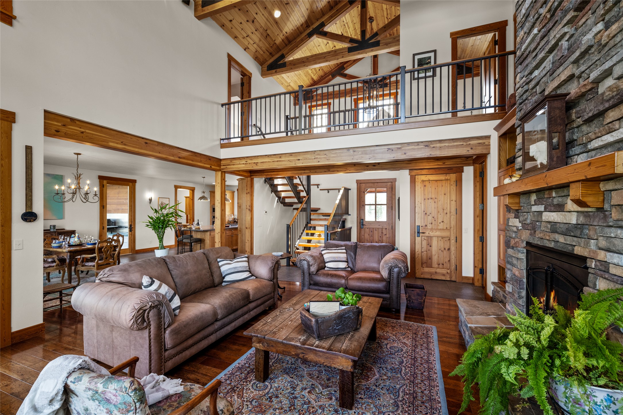 103 Rainbow Drive