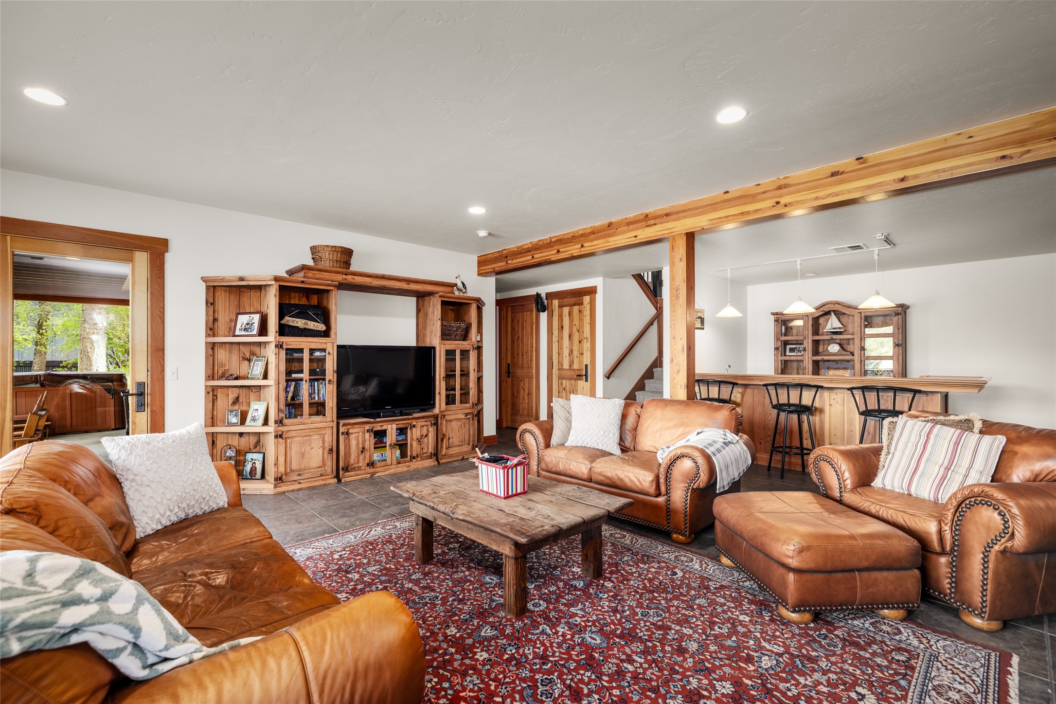 103 Rainbow Drive