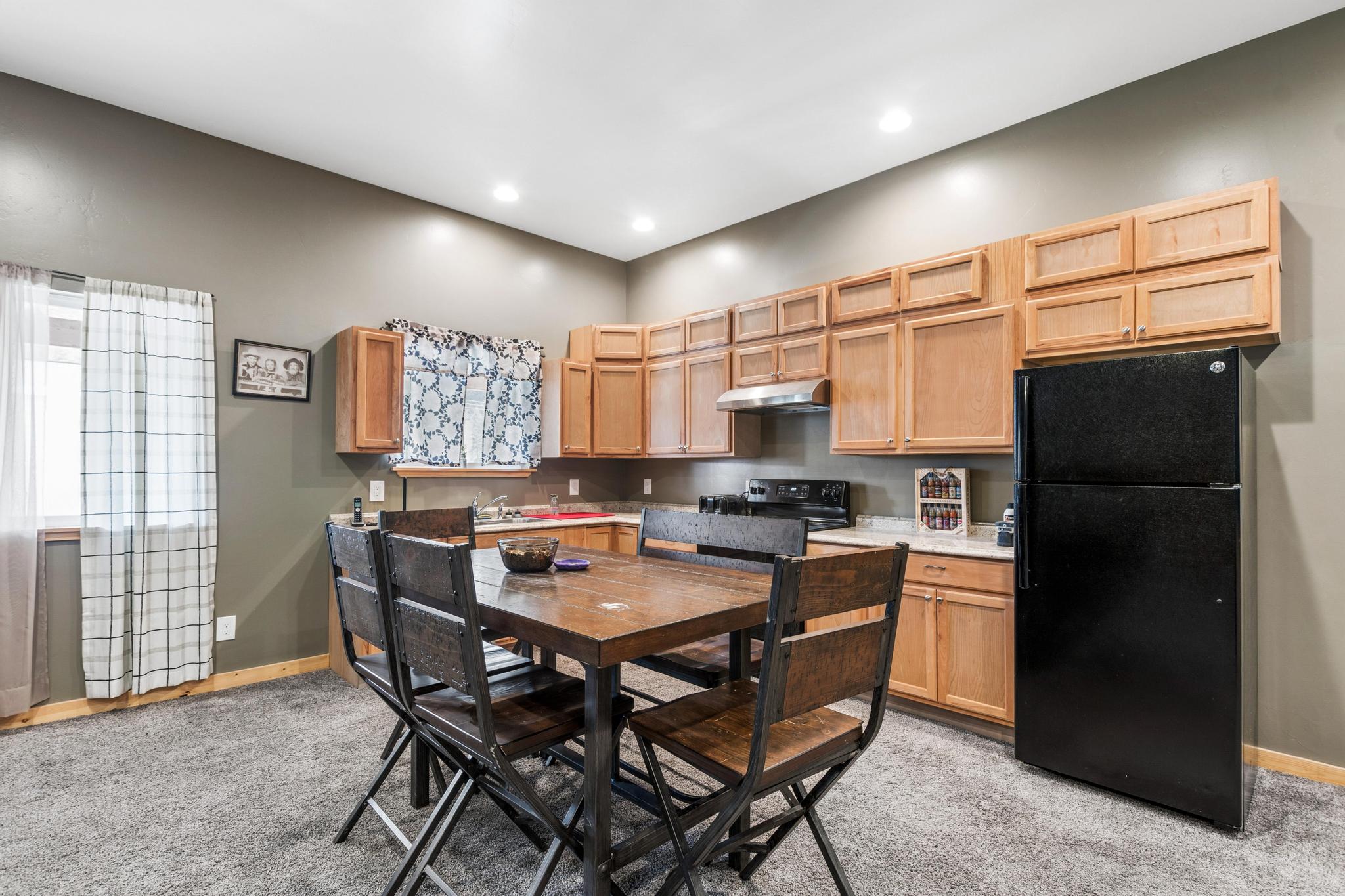 4326 Us Highway 93 W
