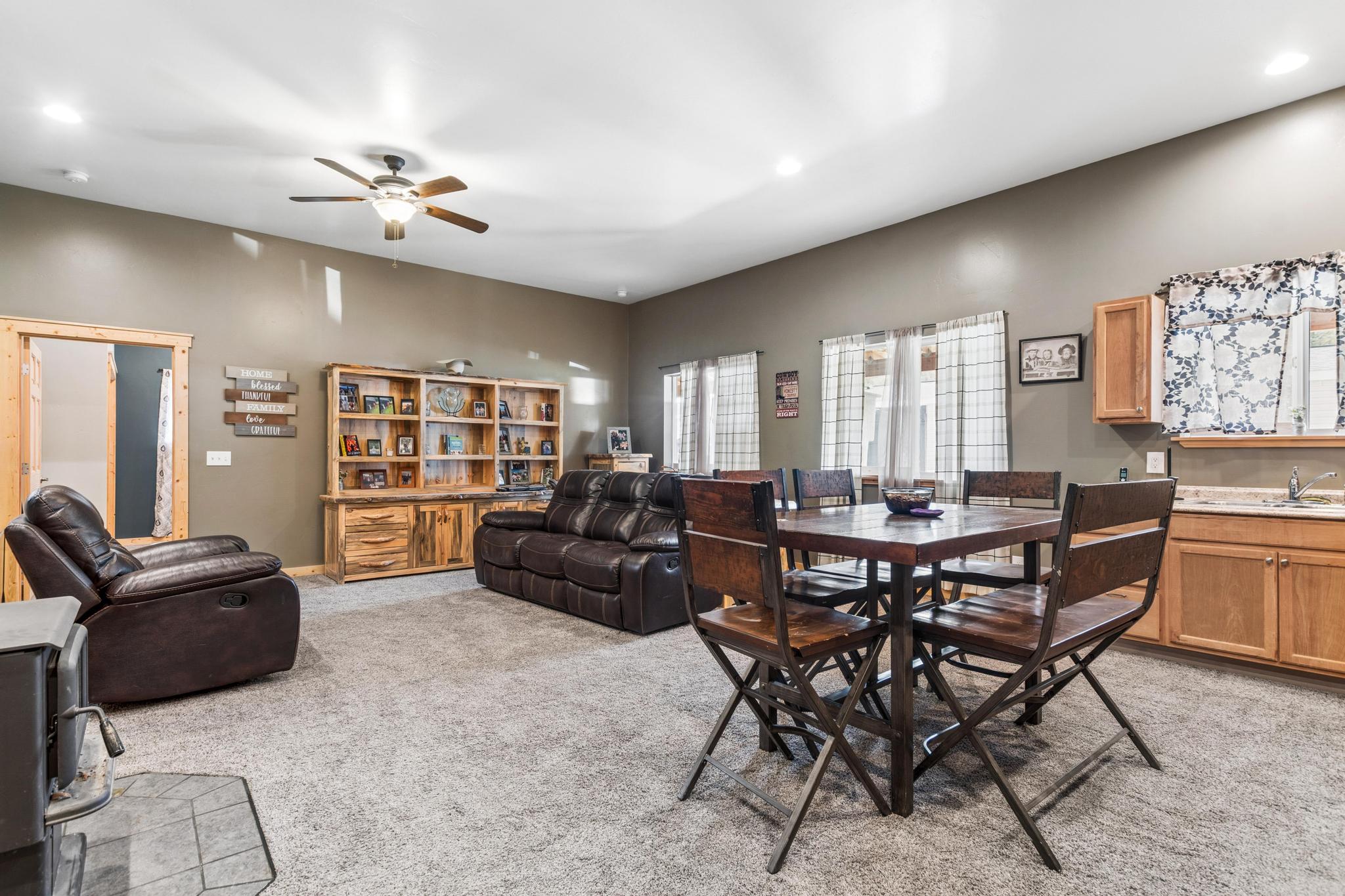 4326 Us Highway 93 W