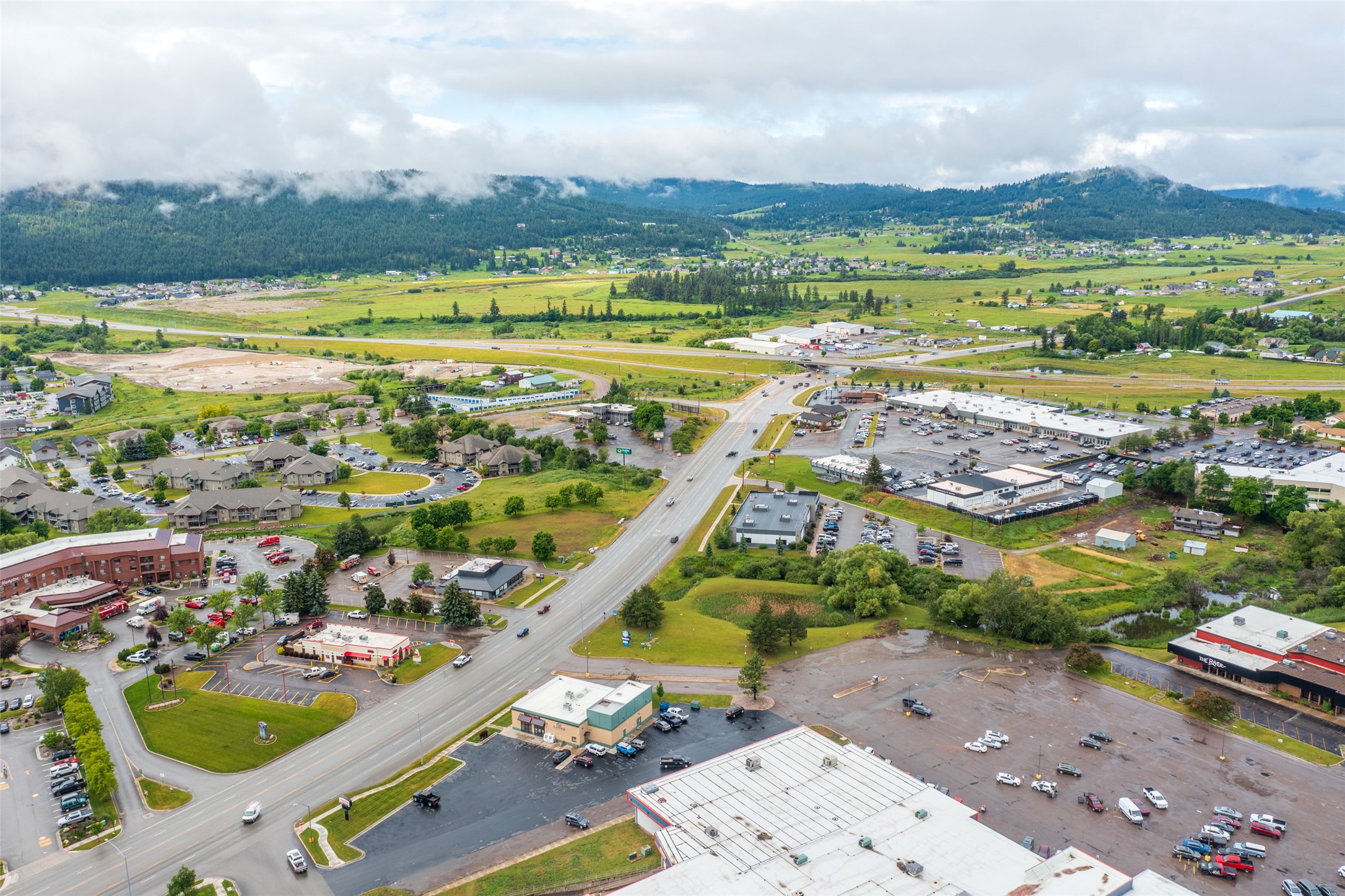 1121 US Highway 2 W
