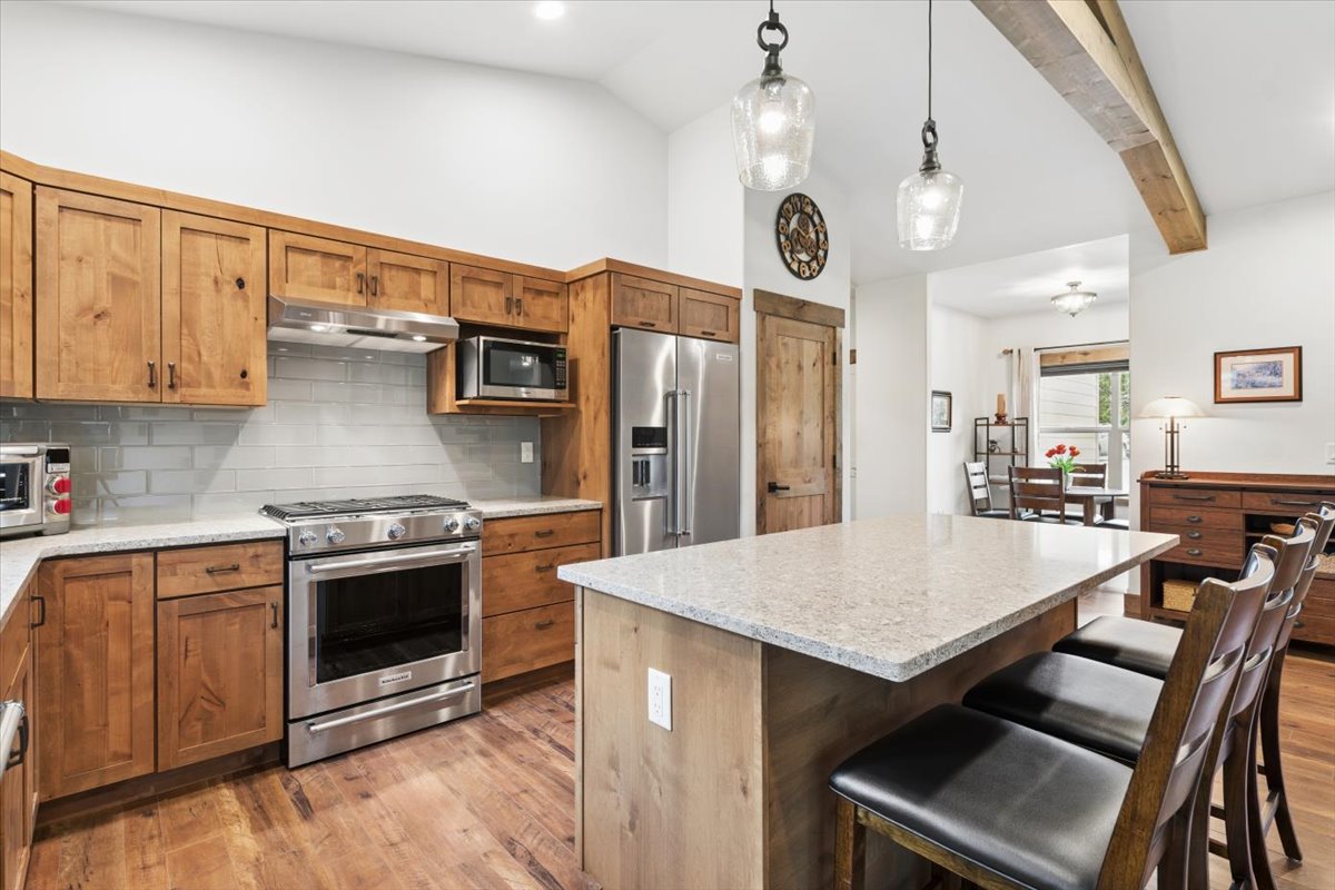 236 Bluebunch Court