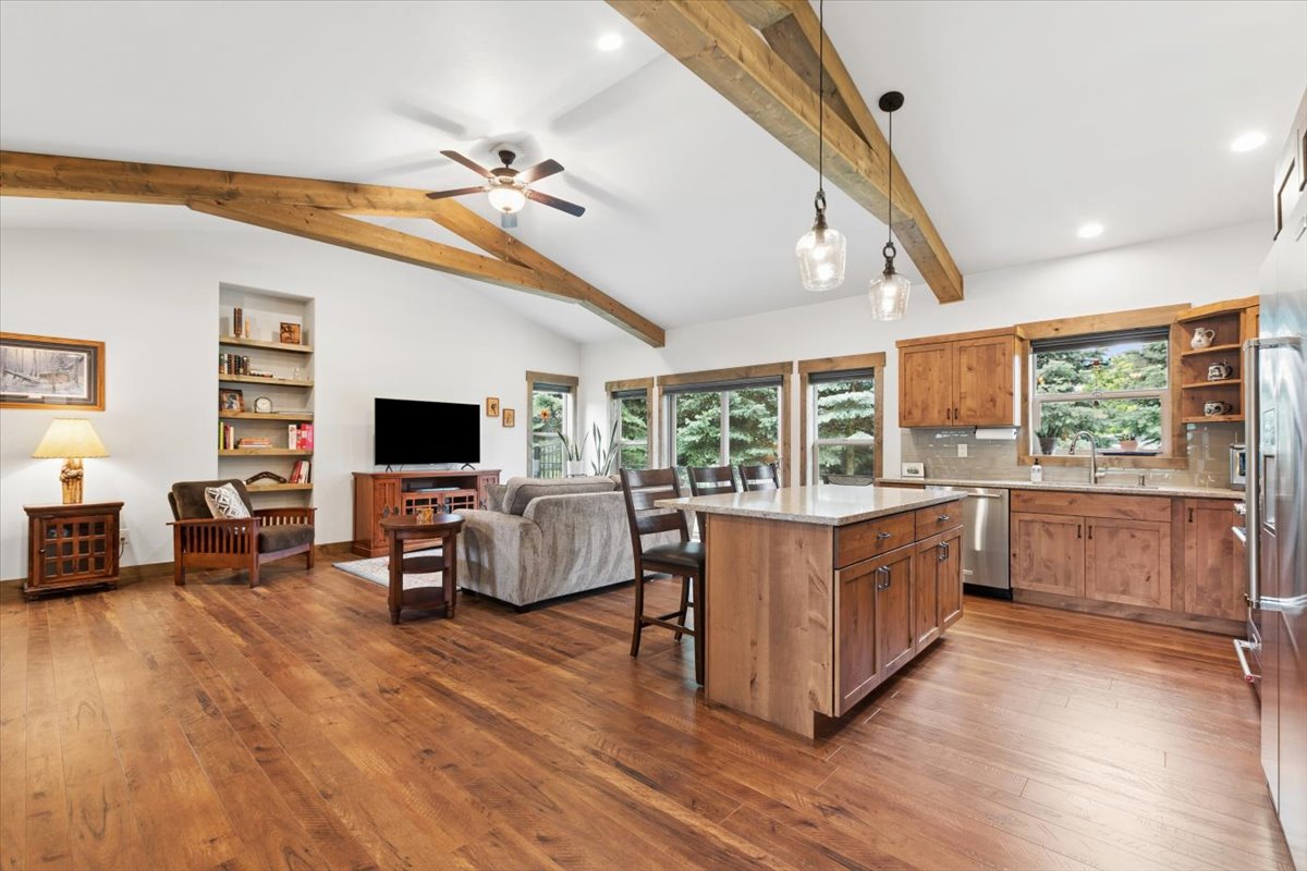 236 Bluebunch Court