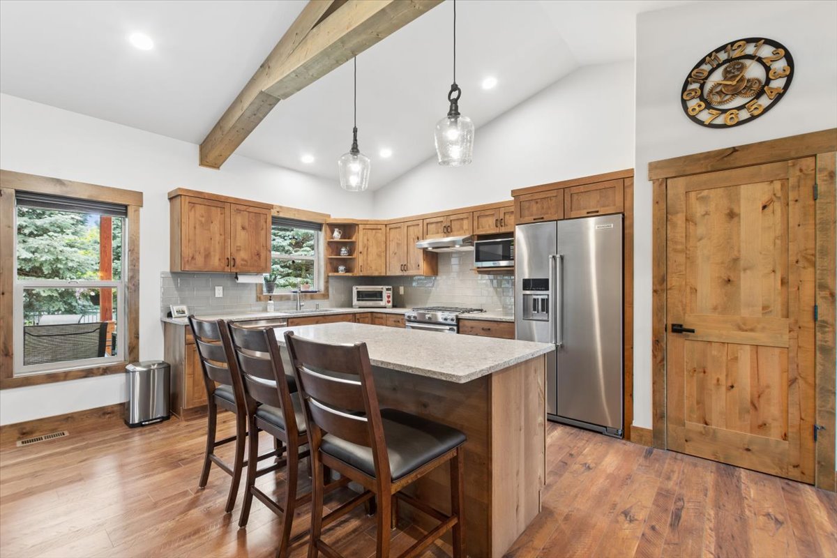 236 Bluebunch Court