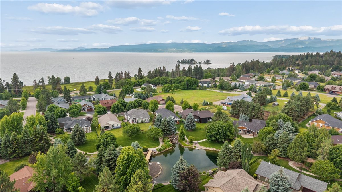 236 Bluebunch Court