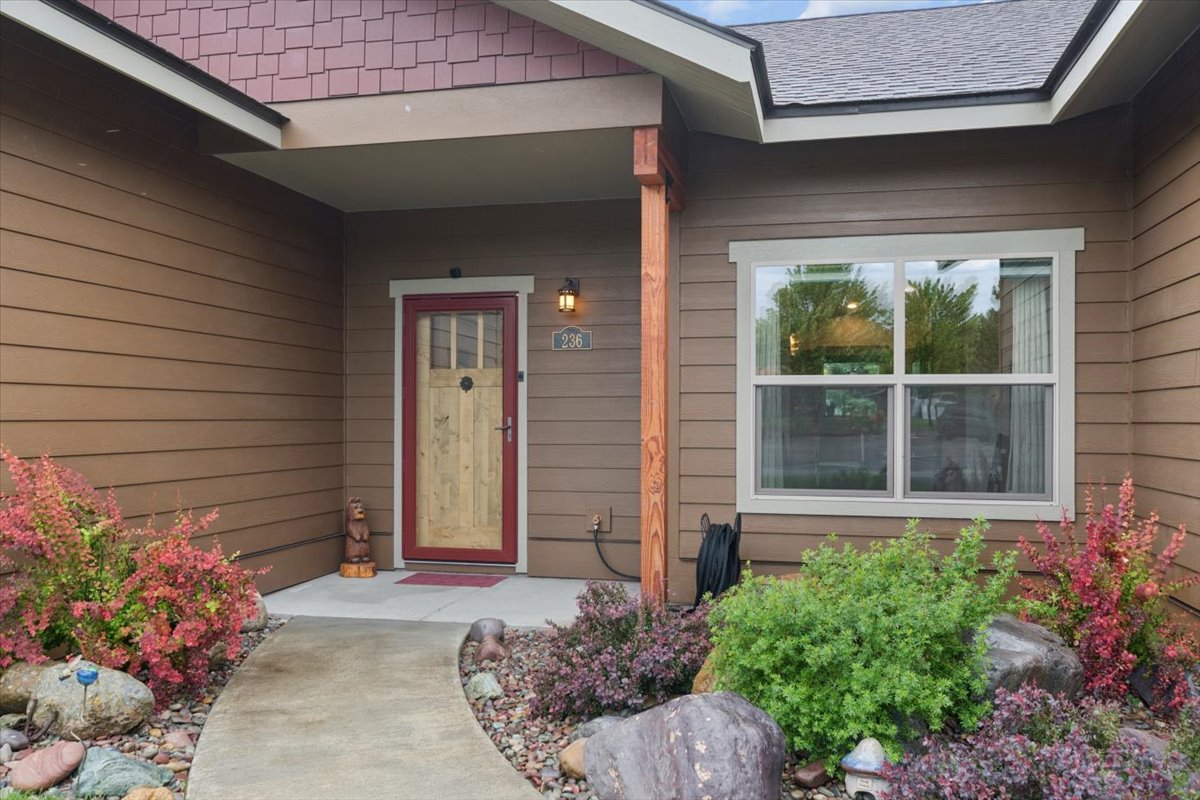 236 Bluebunch Court