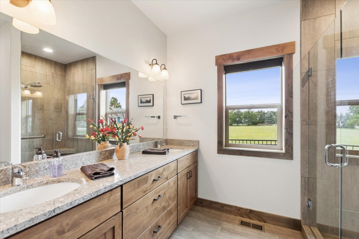 236 Bluebunch Court
