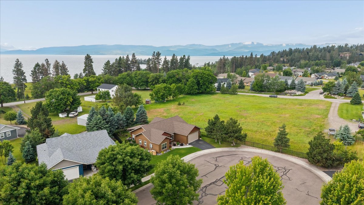 236 Bluebunch Court