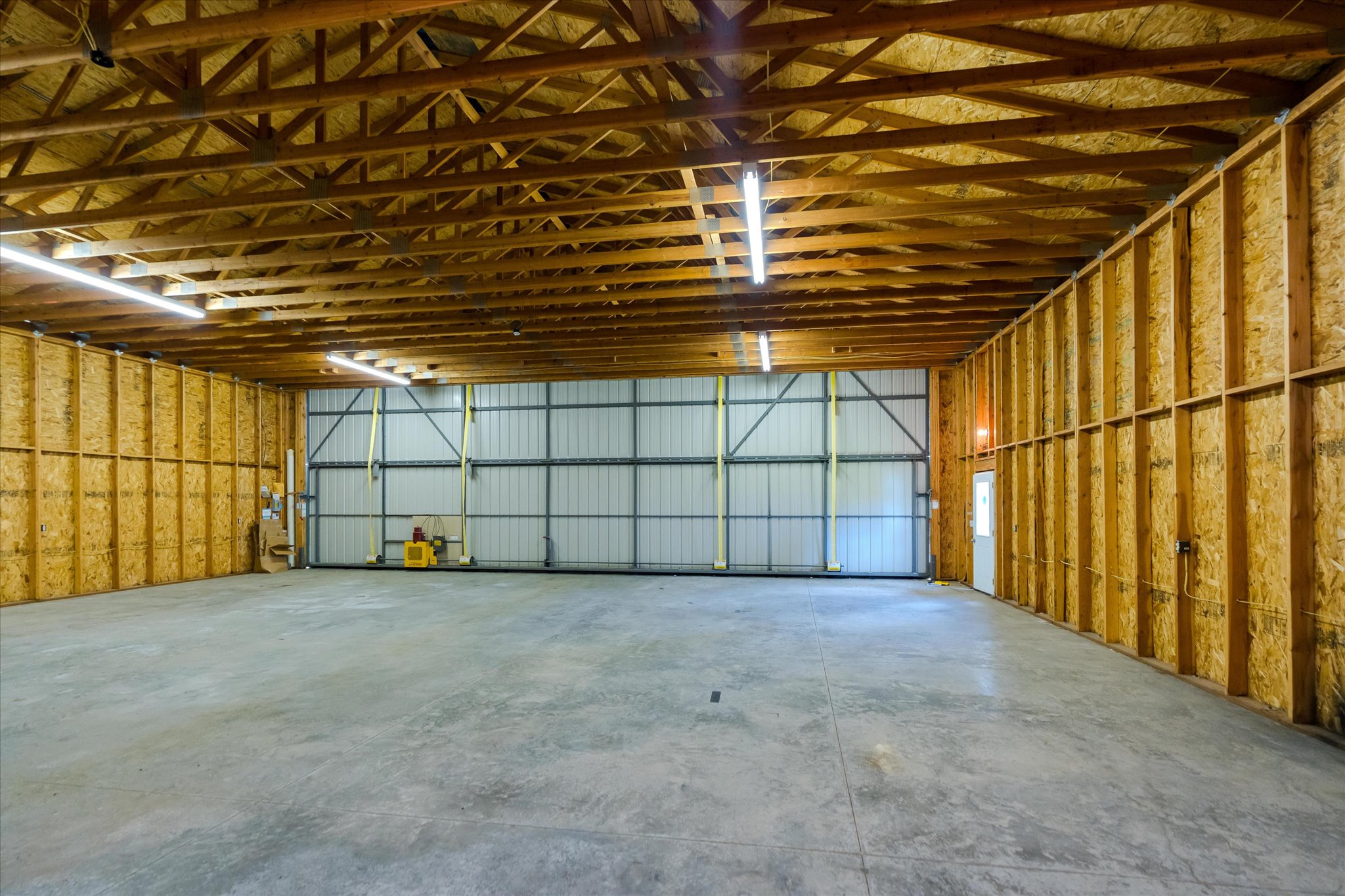 305 Ferndale Drive 16