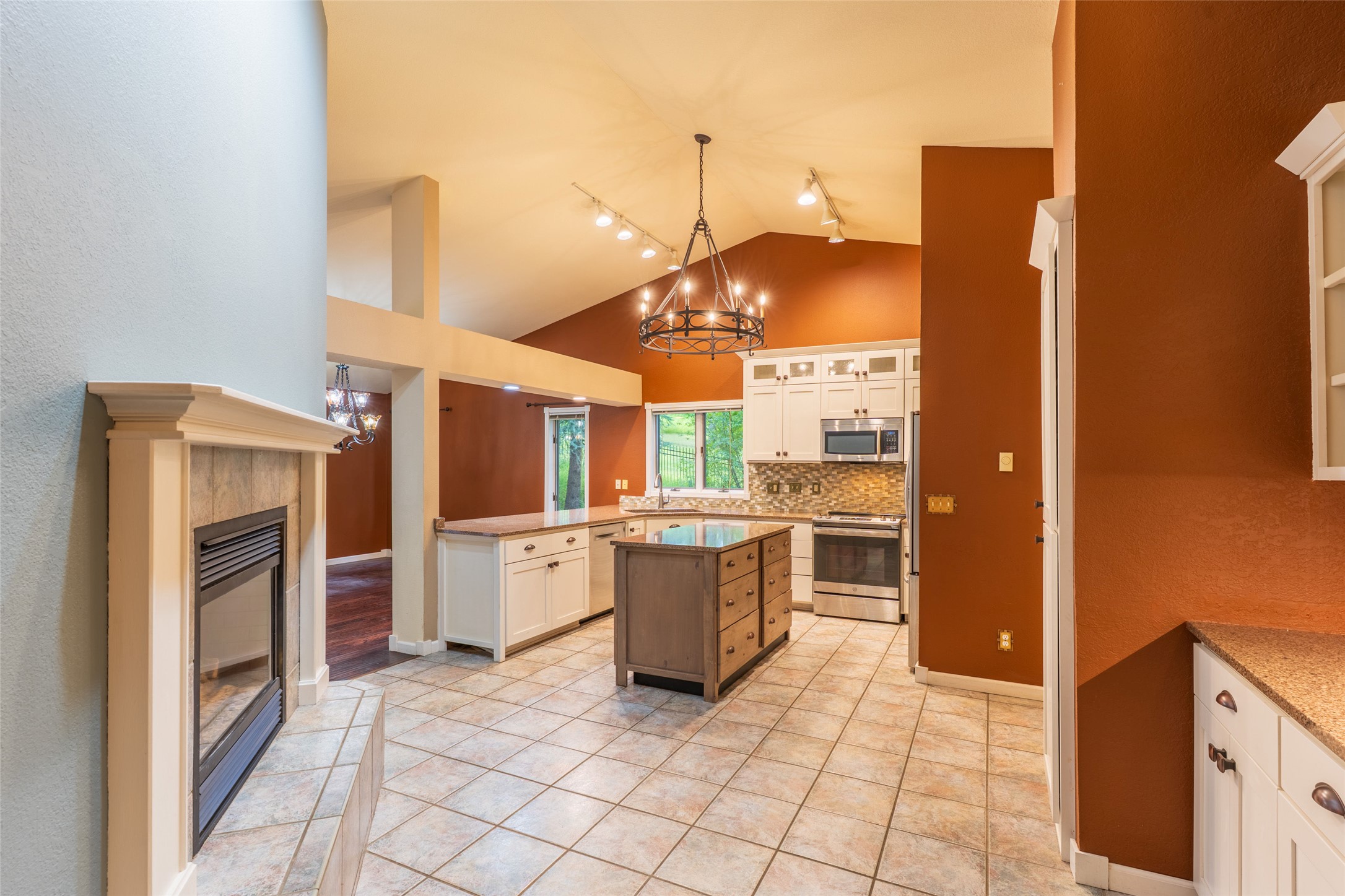 143 Ponderosa Lane