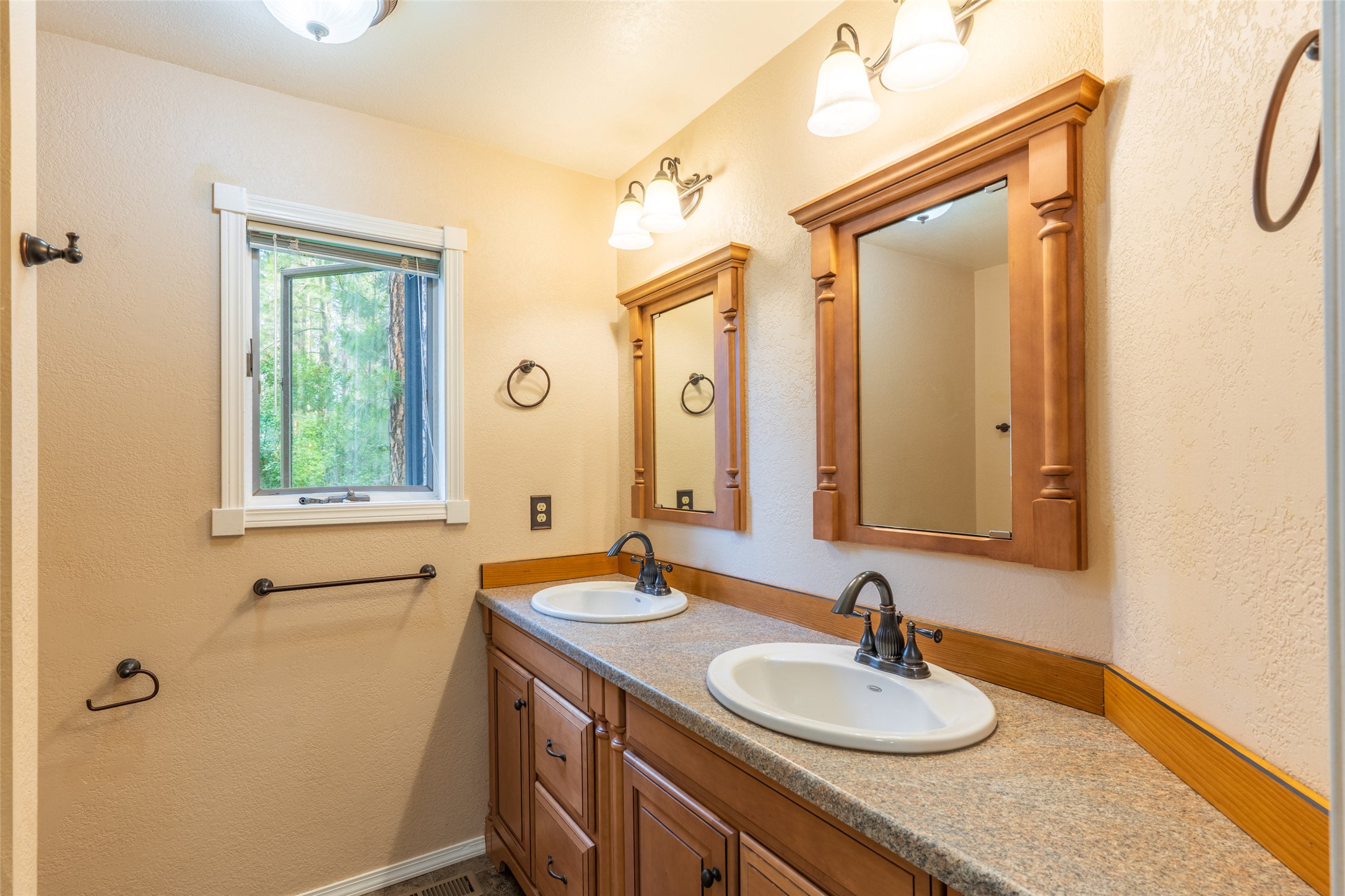 143 Ponderosa Lane
