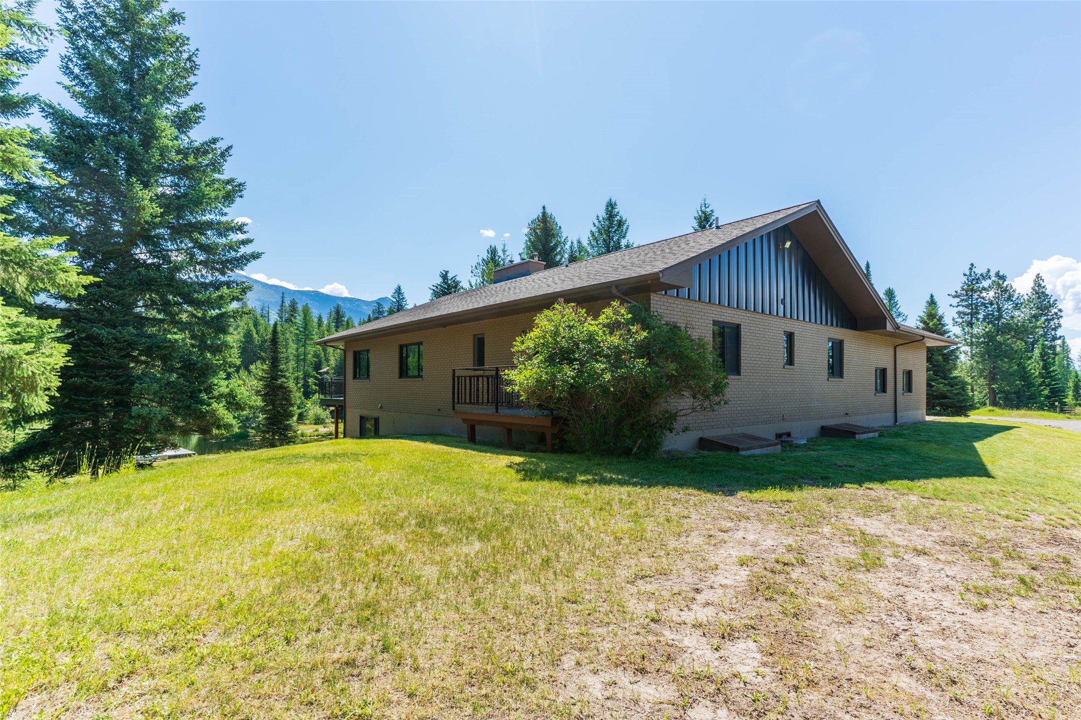 1054 Rumble Creek Road