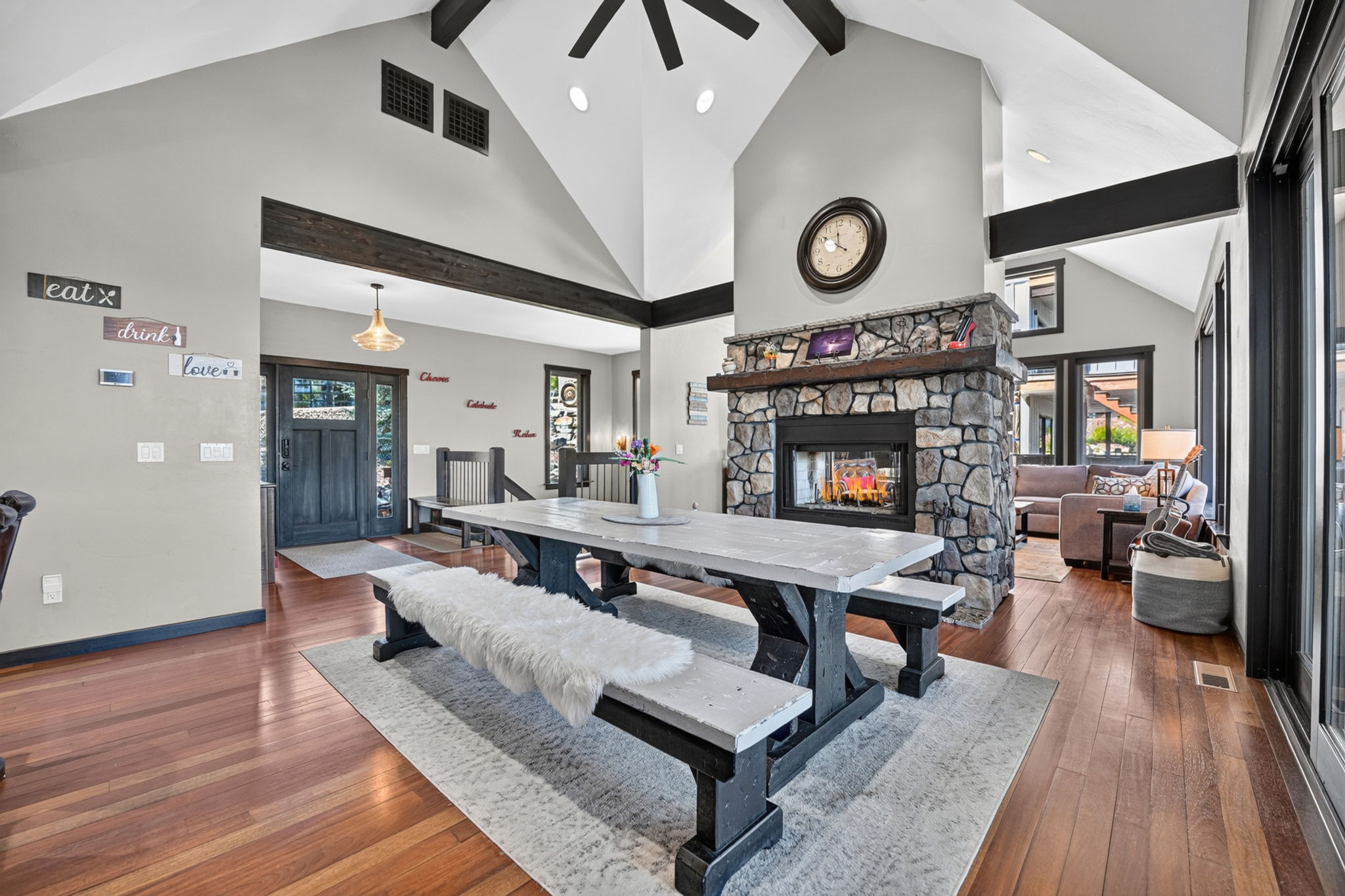 60 Ling Court