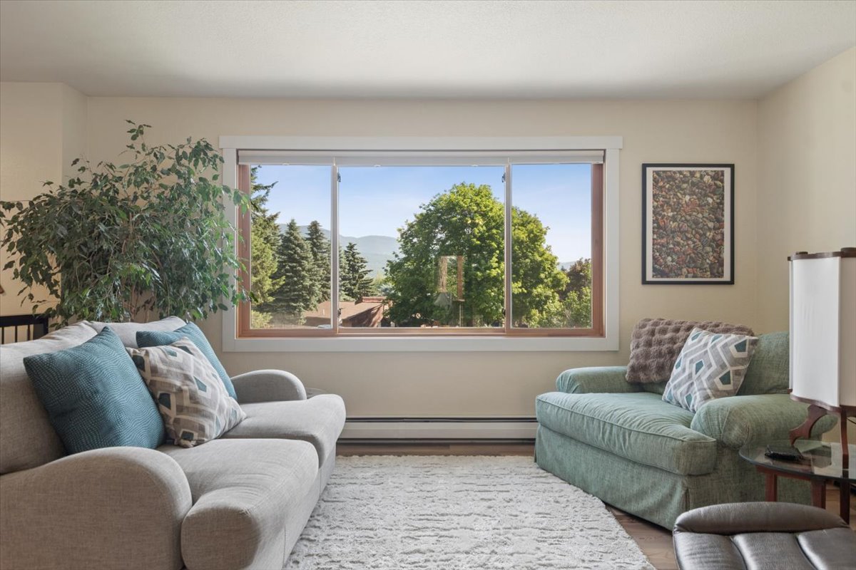 260 Fox Farm Court