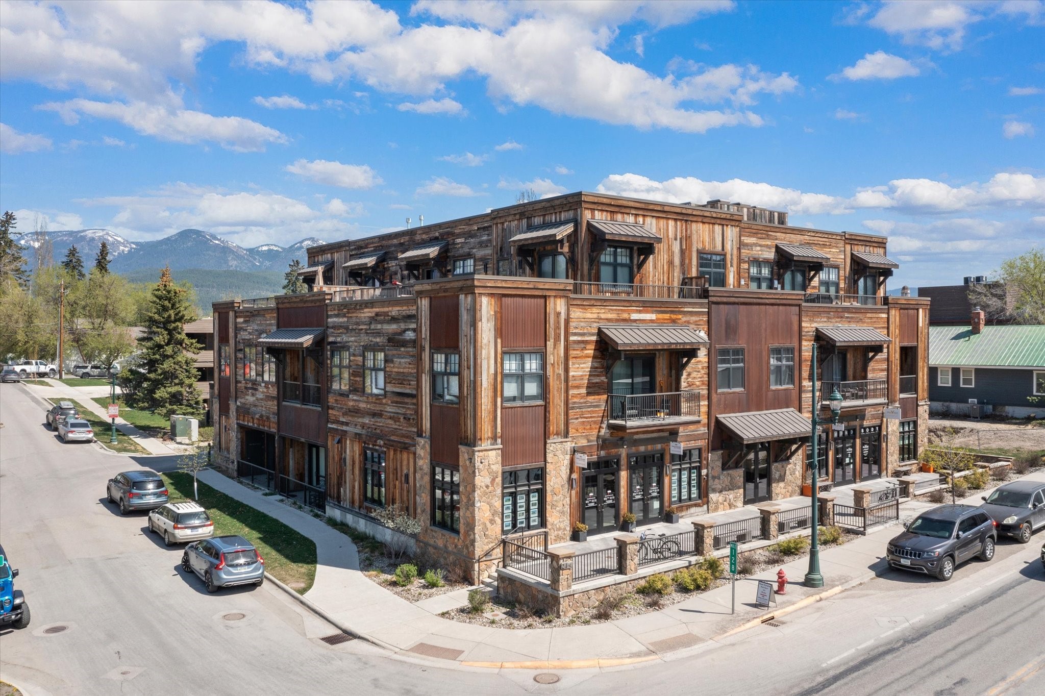 214 E 2nd Street 301