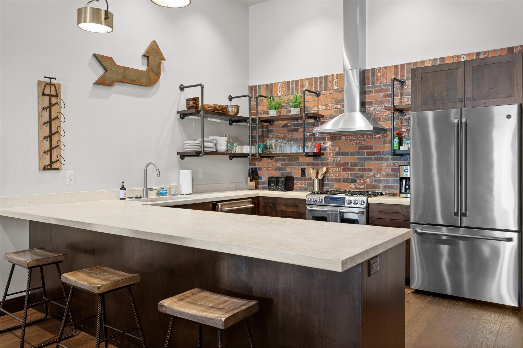 214 E 2nd Street 301