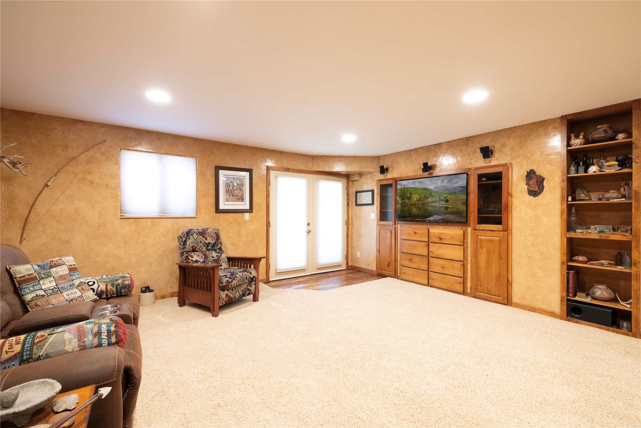 425 Koocanusa Estates Drive N
