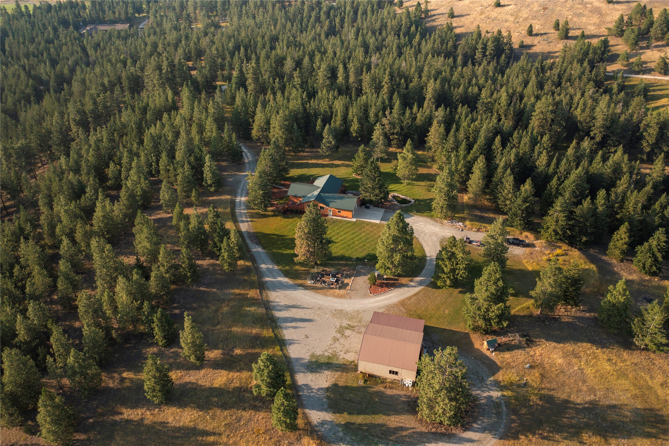 425 Koocanusa Estates Drive N