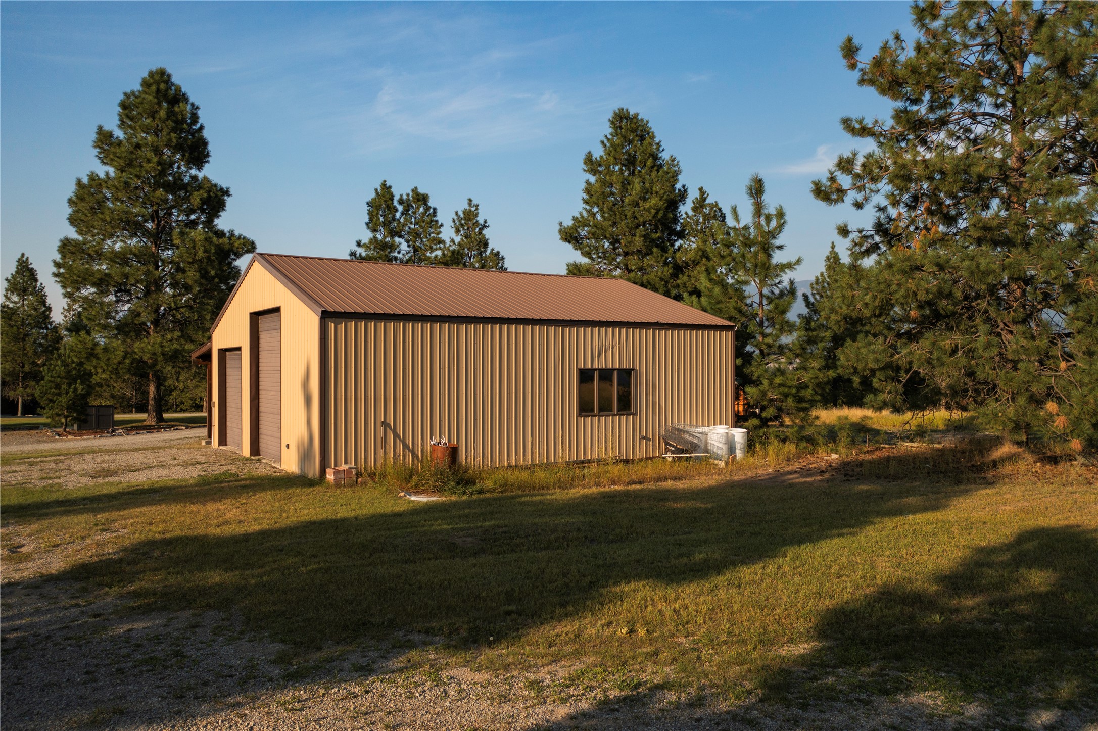 425 Koocanusa Estates Drive N