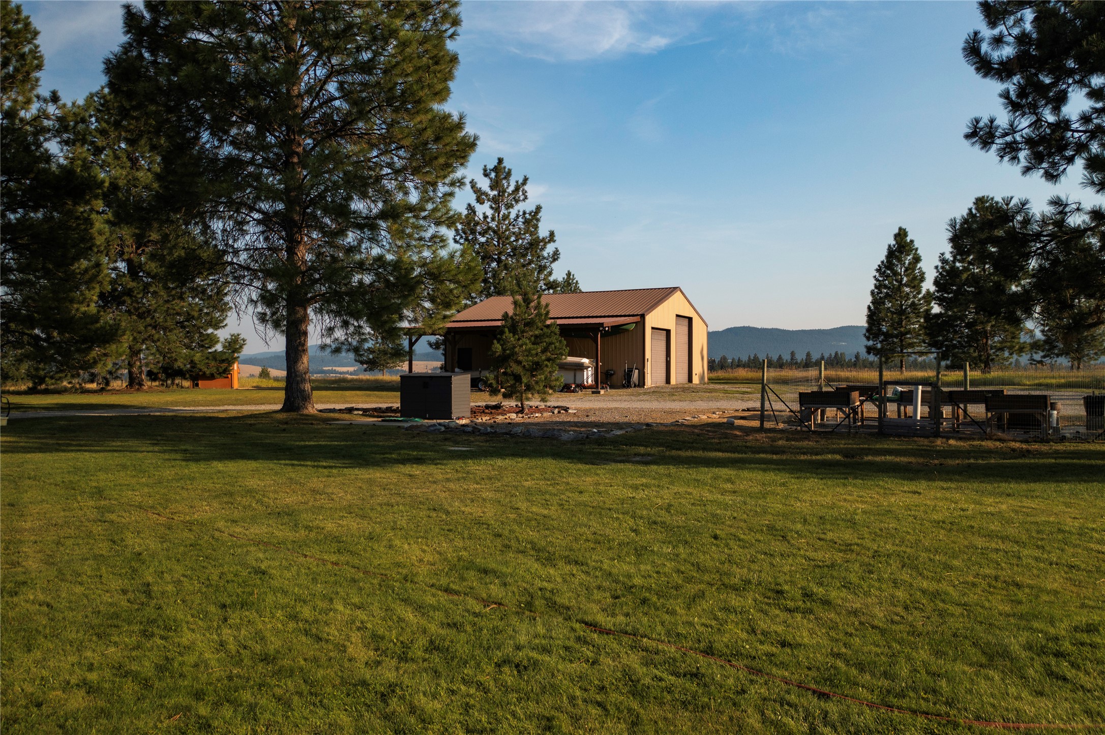 425 Koocanusa Estates Drive N