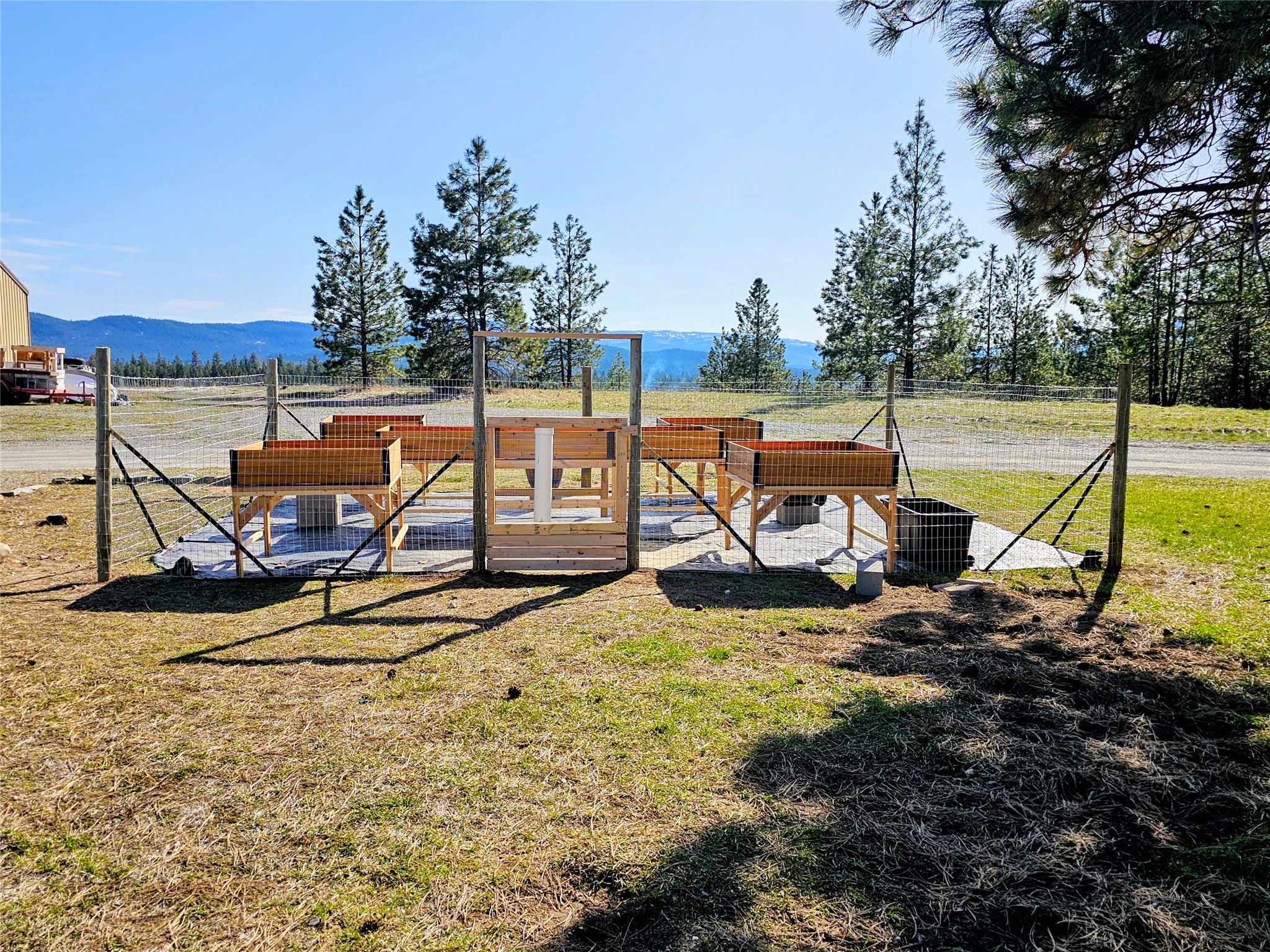 425 Koocanusa Estates Drive N