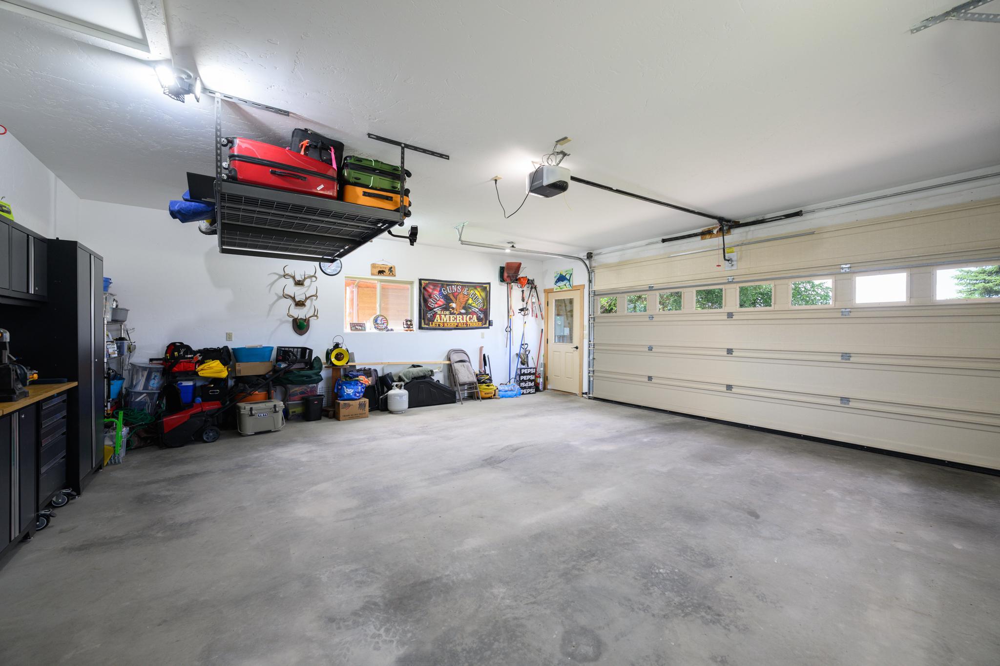 192 Leonard Lane