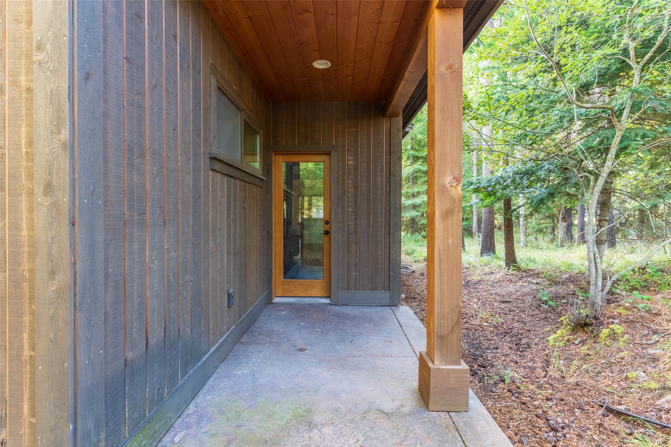 232 Bridgewood Court