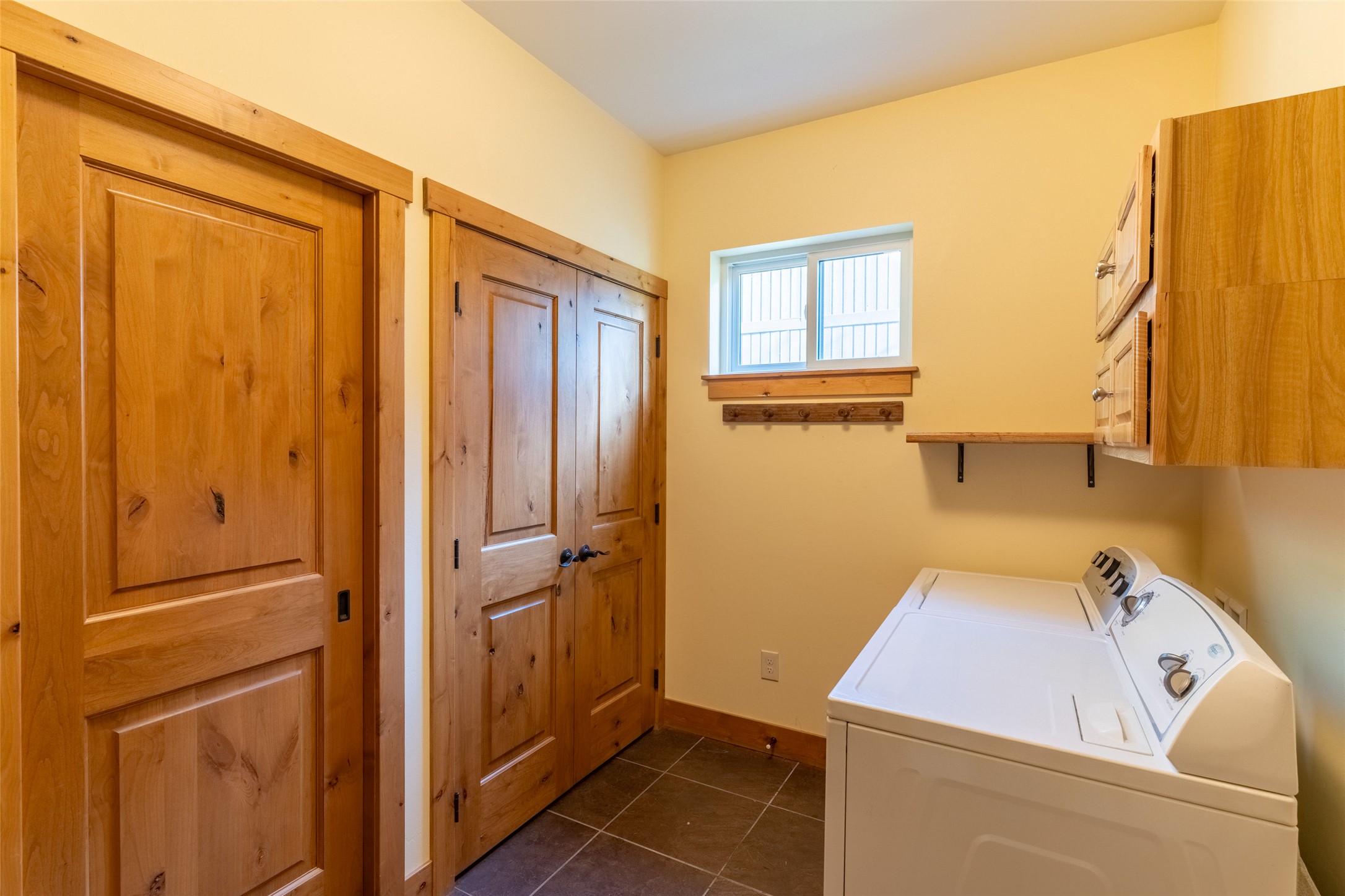 232 Bridgewood Court