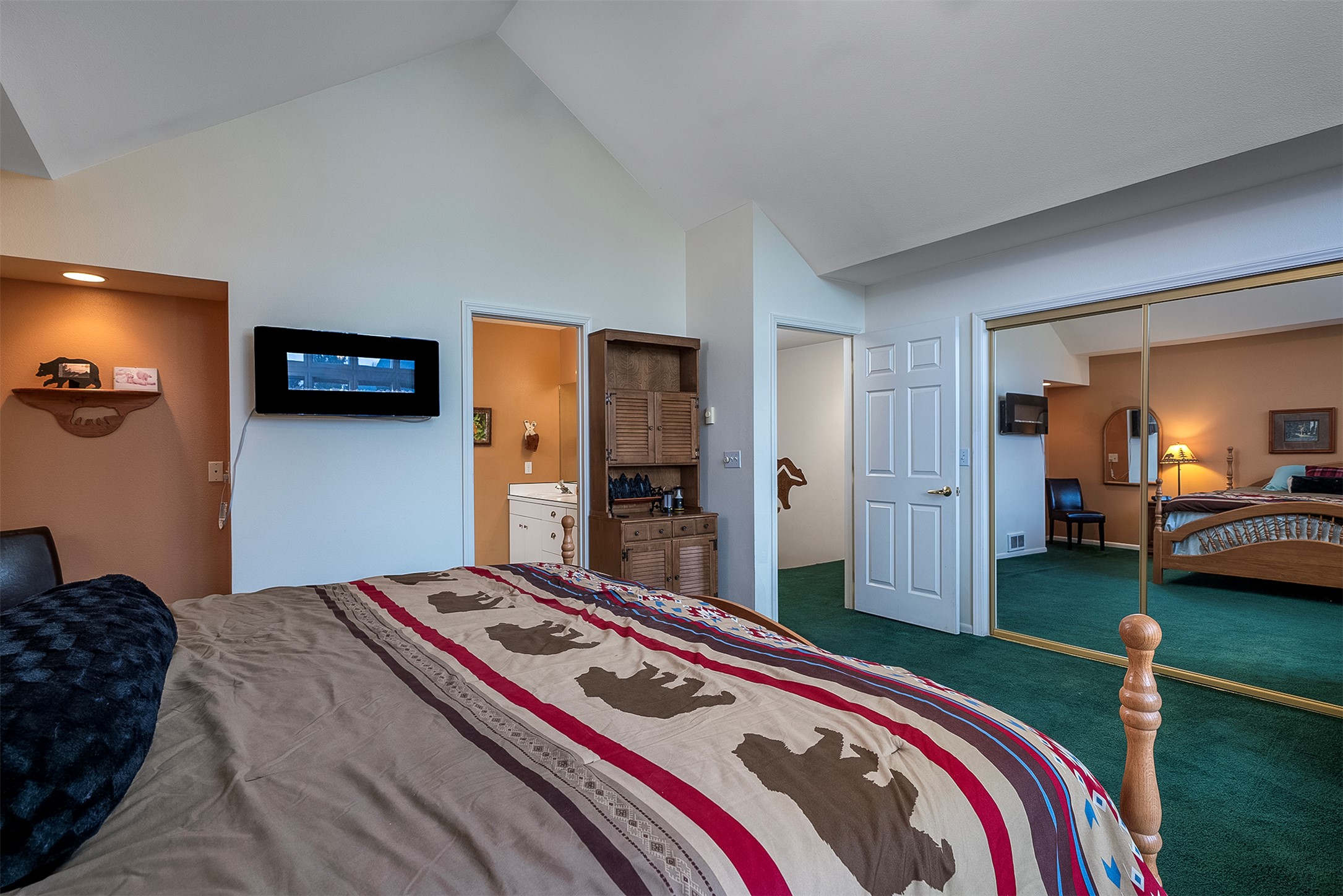 121 Glacier Vista Drive