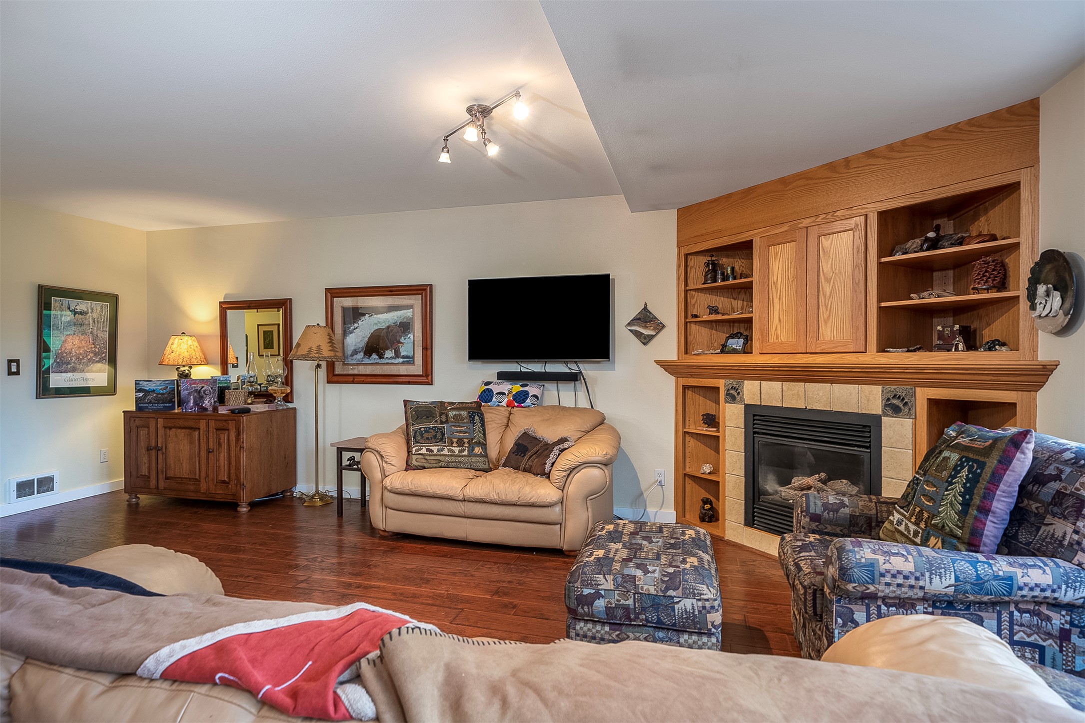 121 Glacier Vista Drive