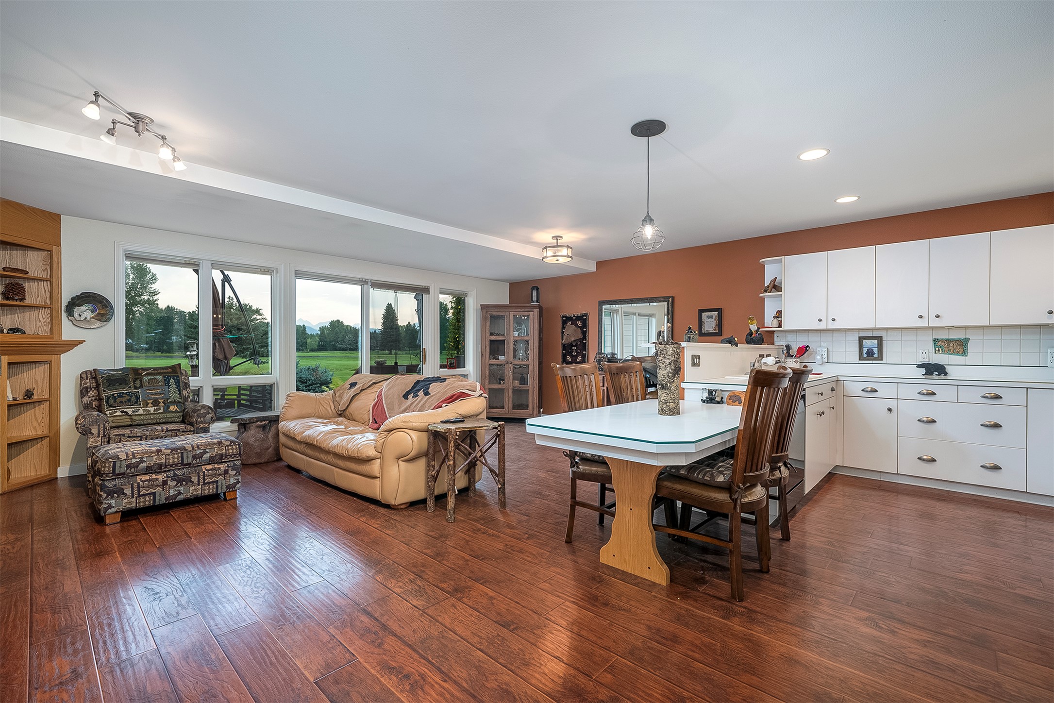 121 Glacier Vista Drive