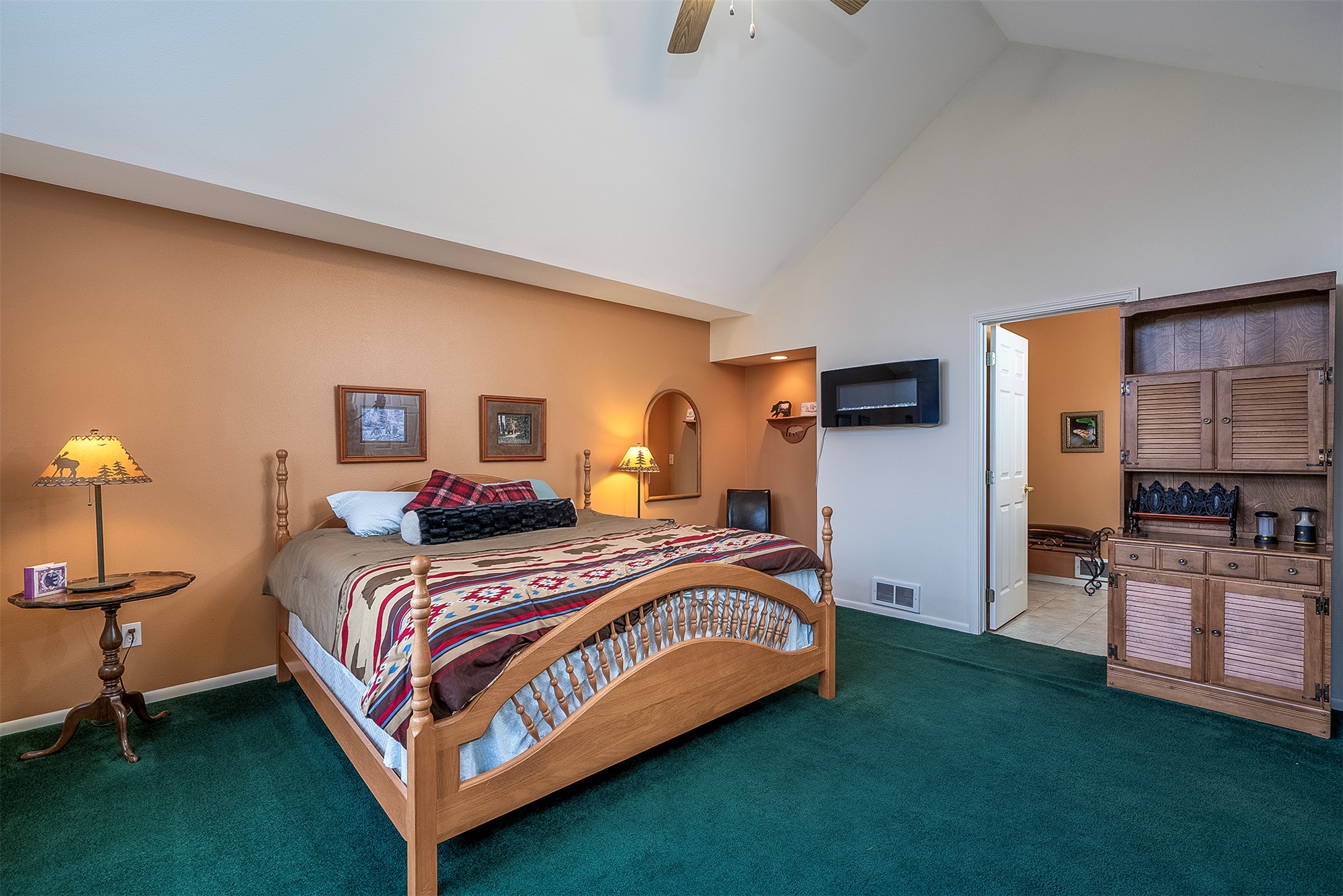121 Glacier Vista Drive