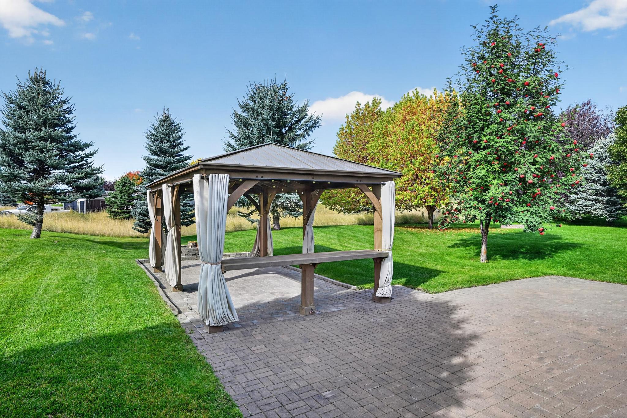 305 Kingfisher Loop