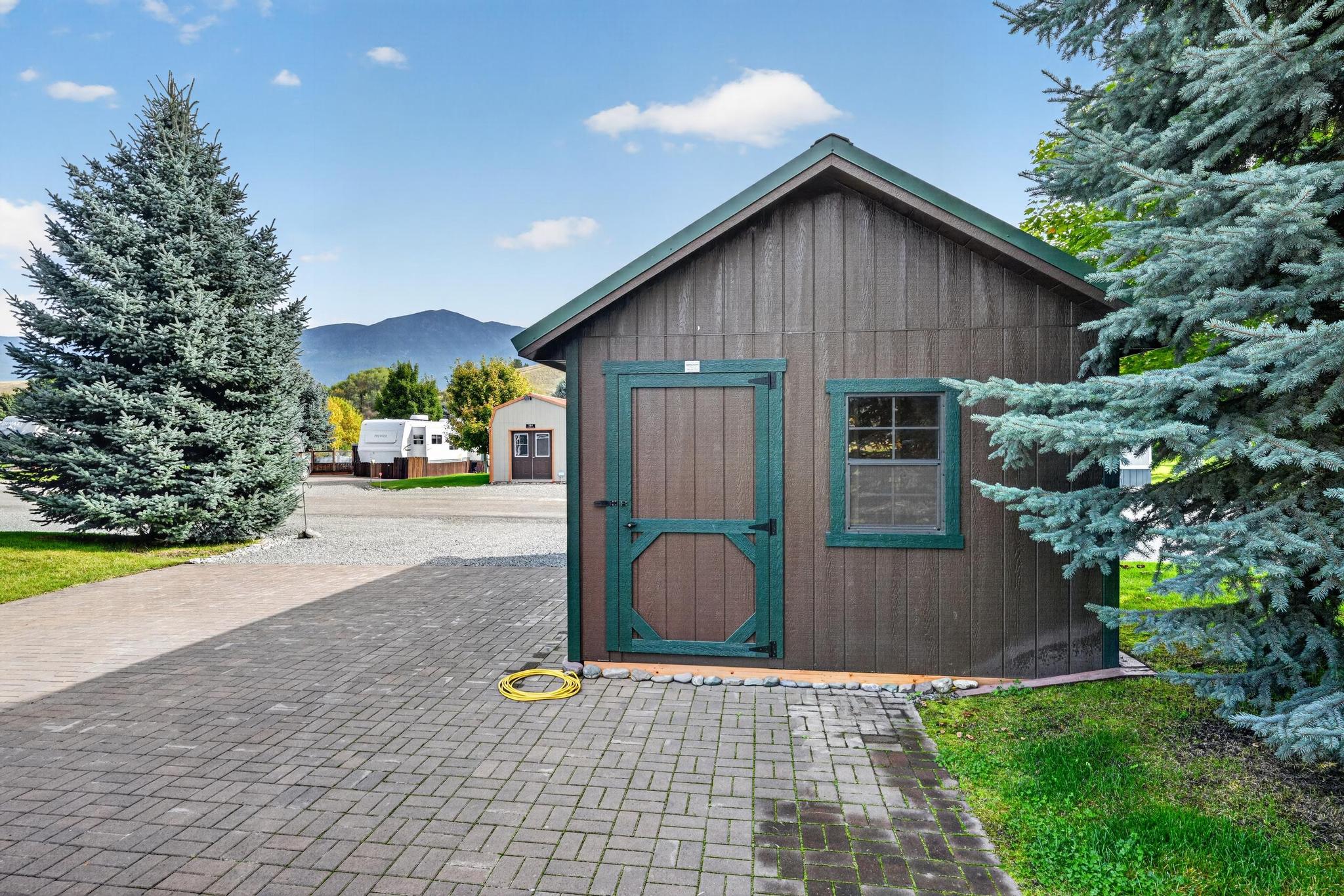 305 Kingfisher Loop