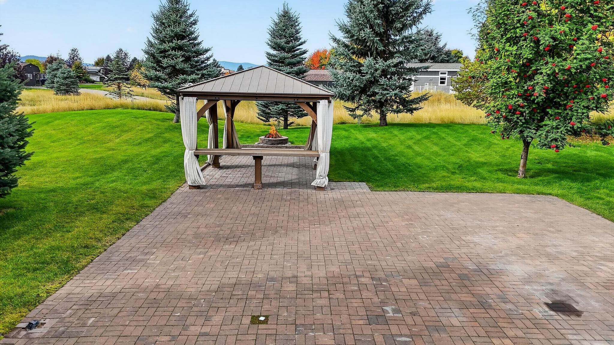 305 Kingfisher Loop