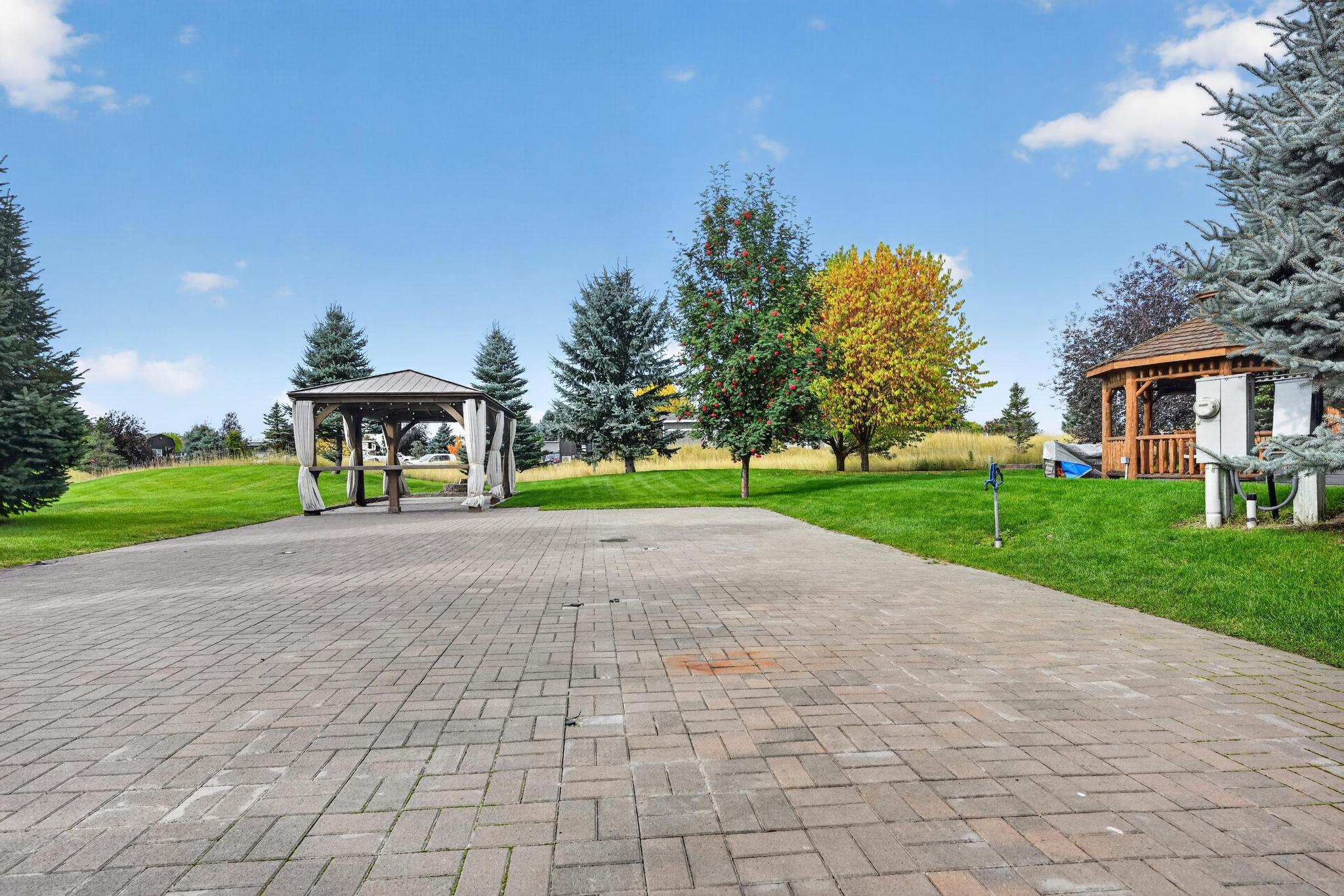 305 Kingfisher Loop