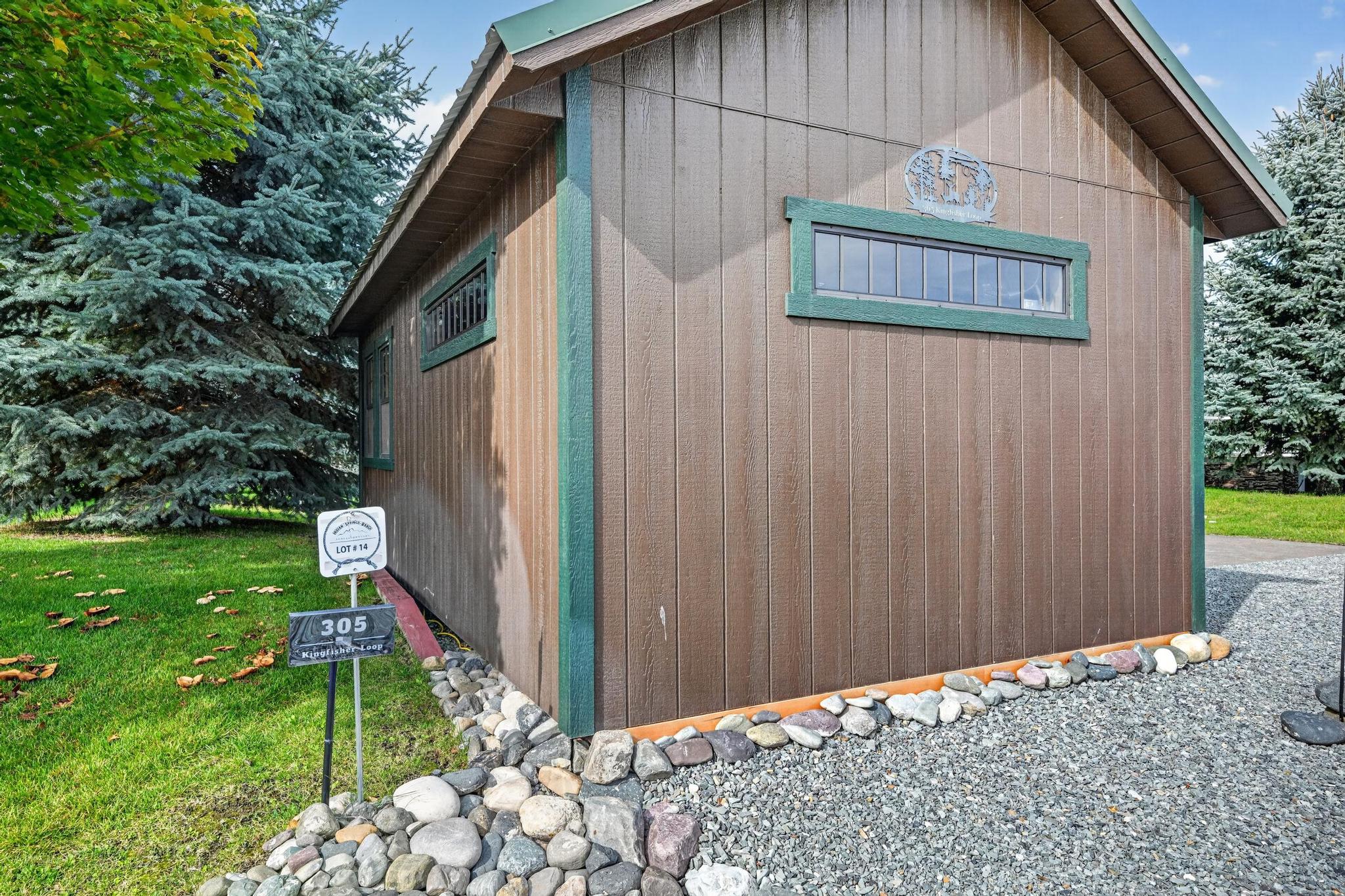 305 Kingfisher Loop