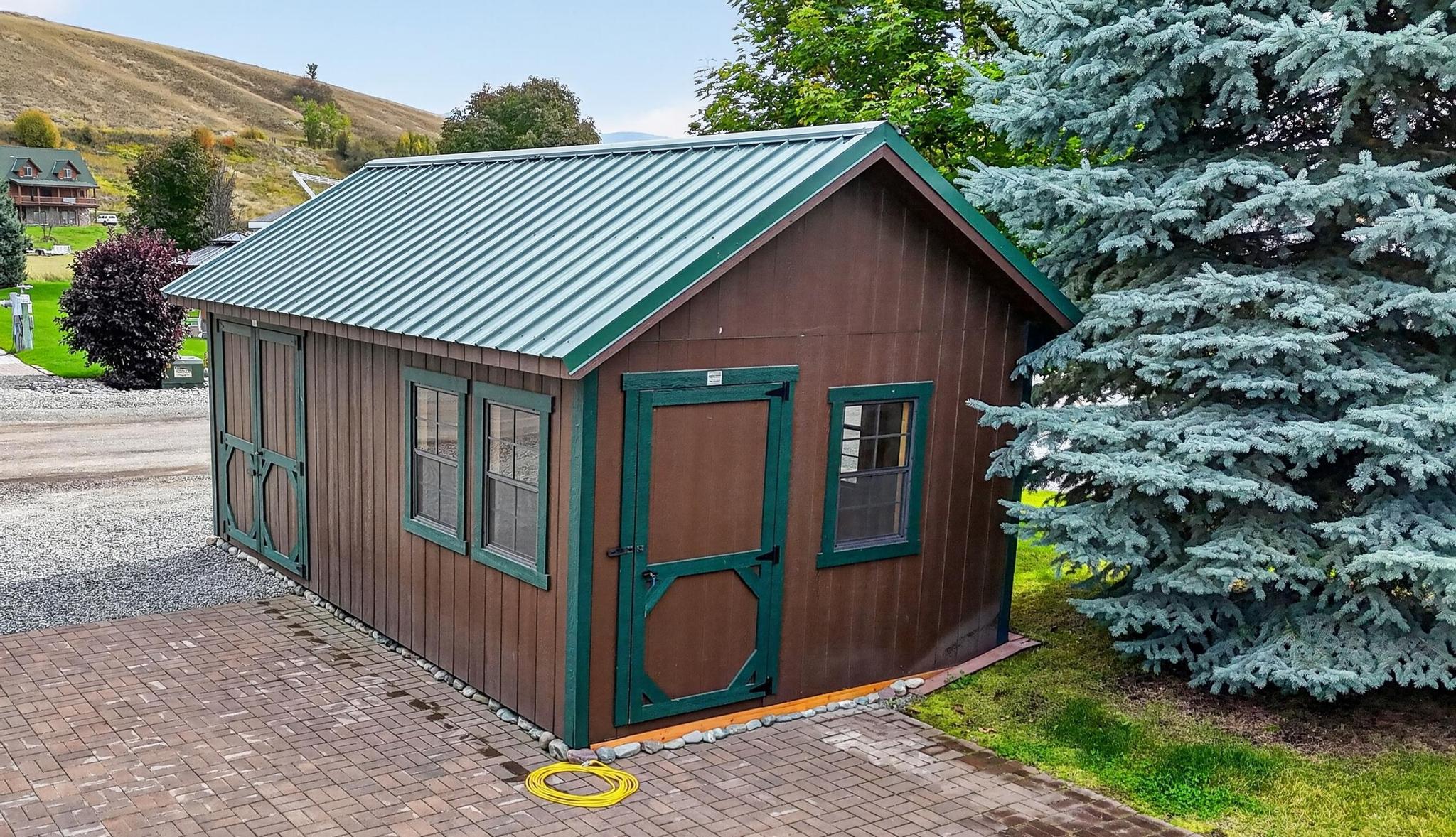 305 Kingfisher Loop