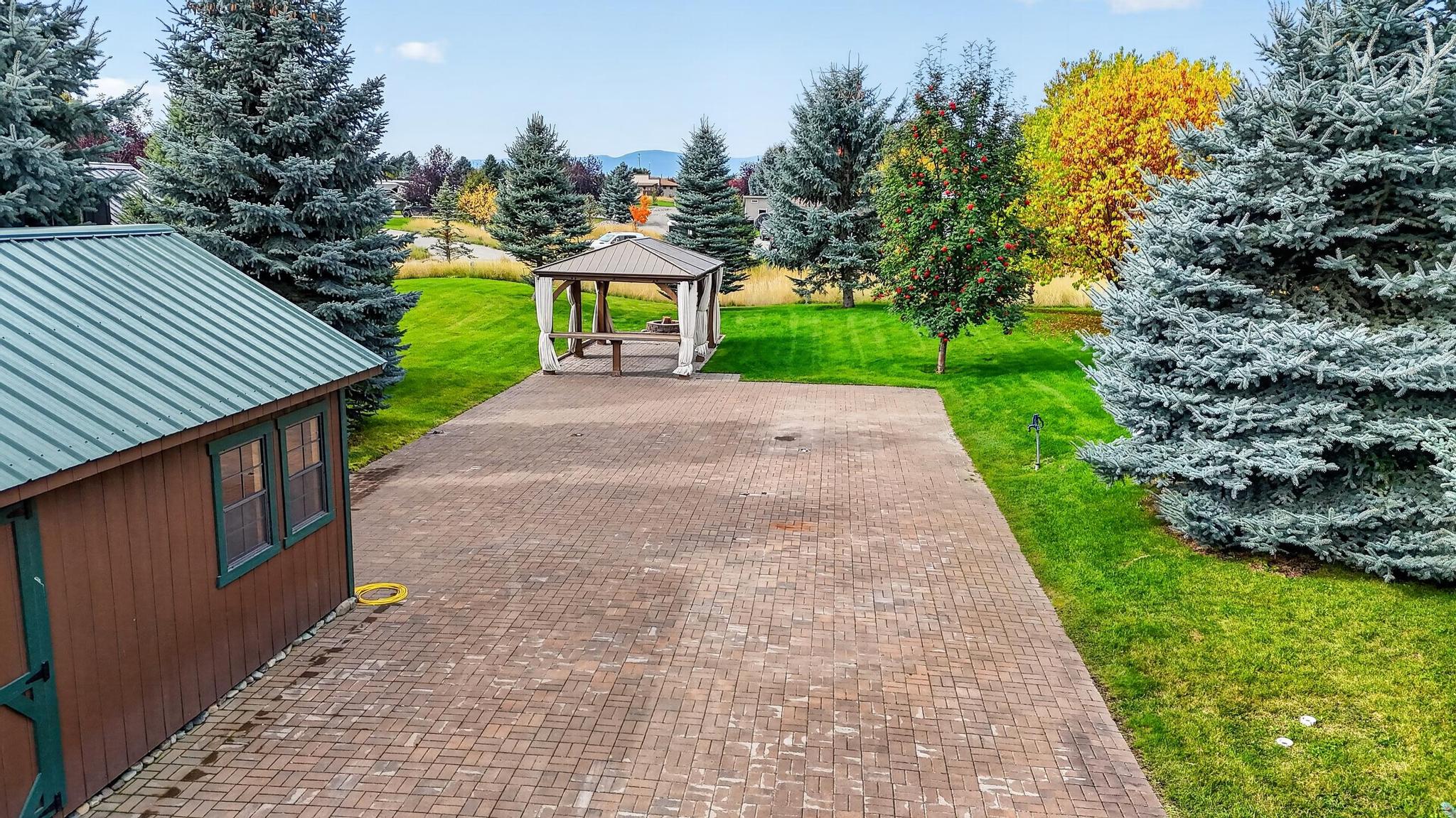 305 Kingfisher Loop