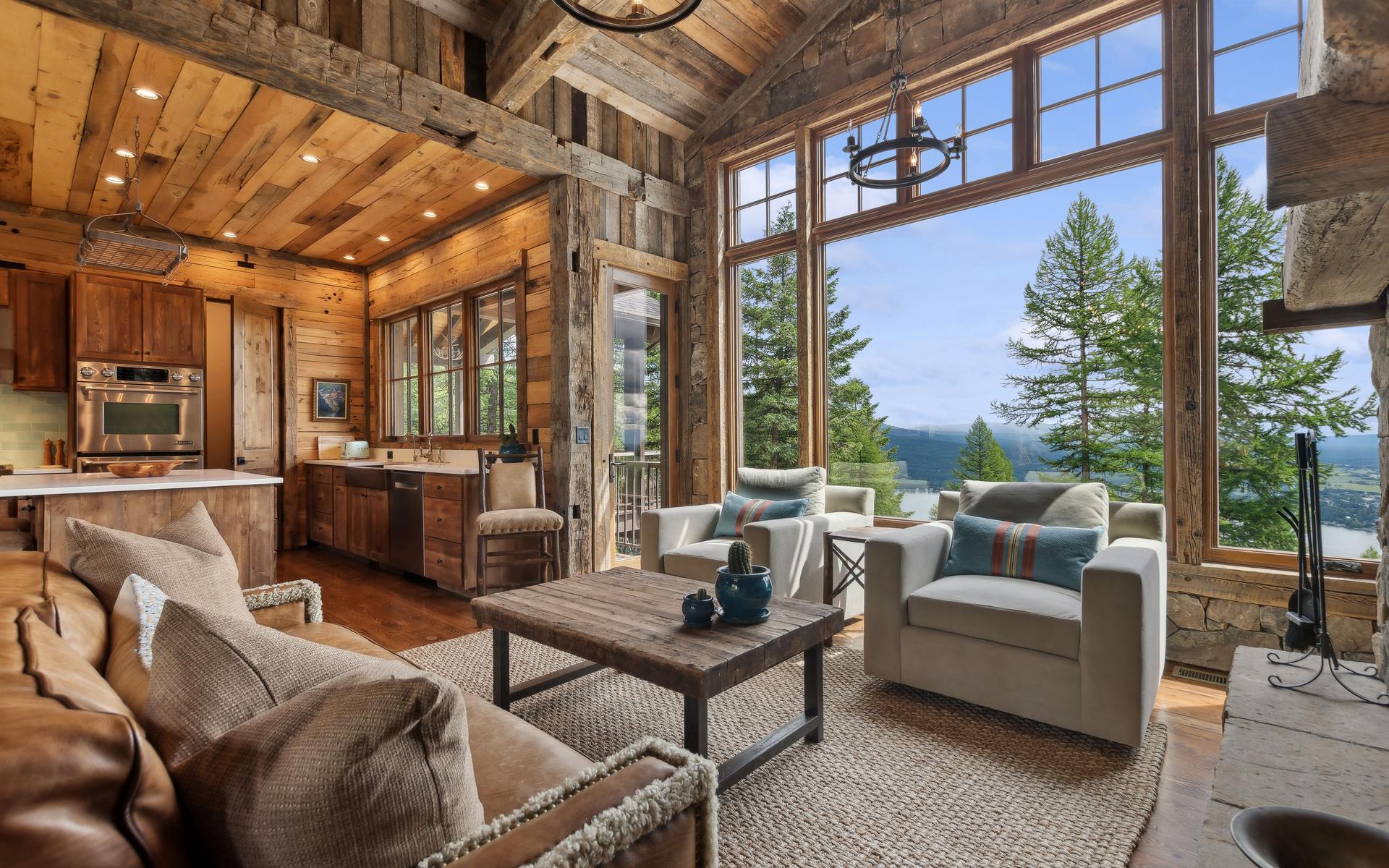 2424 Wolftail Pines