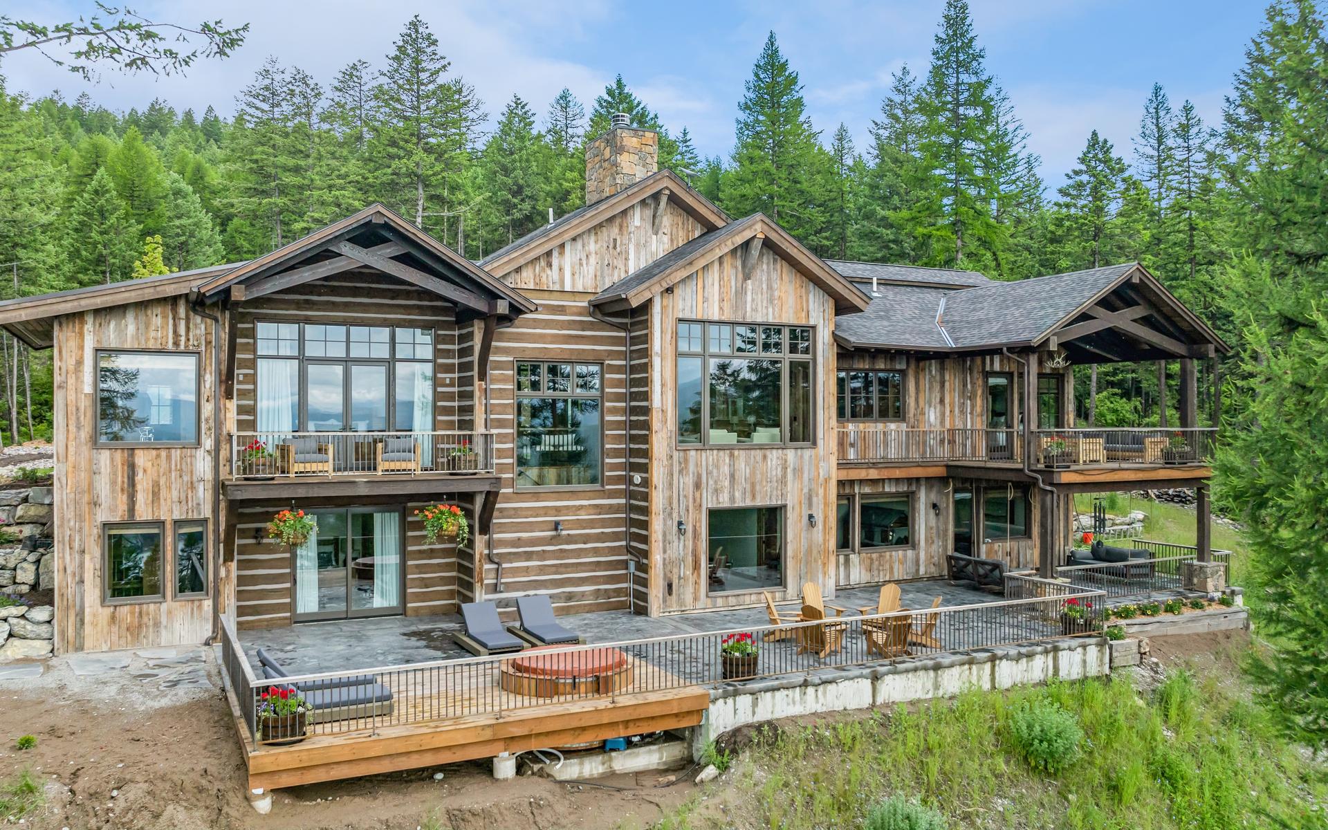 2424 Wolftail Pines